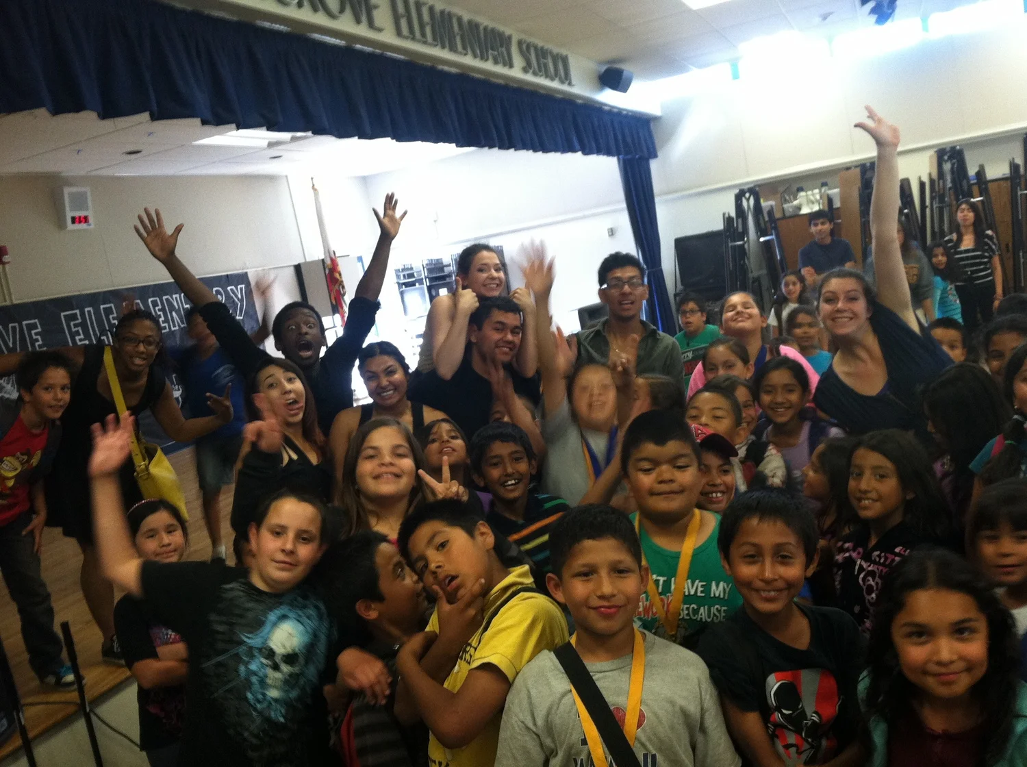 Successful Performance and Workshop with Gluck Touring Dance Ensemble and the 3rd Grade, Spring 2013