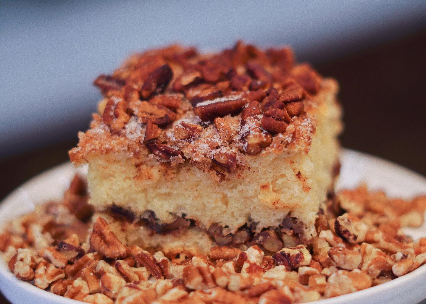 Fresh coffee cake baked in house from scratch every single Monday morning! Stop by and pick up a piece this week for the perfect morning treat ☕️

#crumblescookies #coronaca #bakery #coffeecake