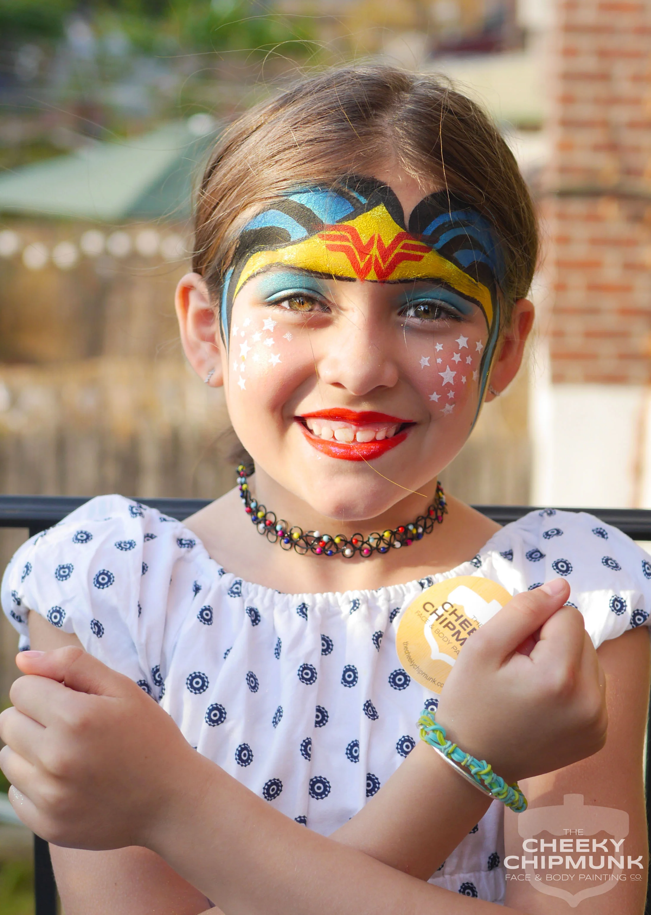 WonderWoman_facepainting_facepaint_lenorekoppelman_thecheekychipmunk_frankie_birthday_party.jpg