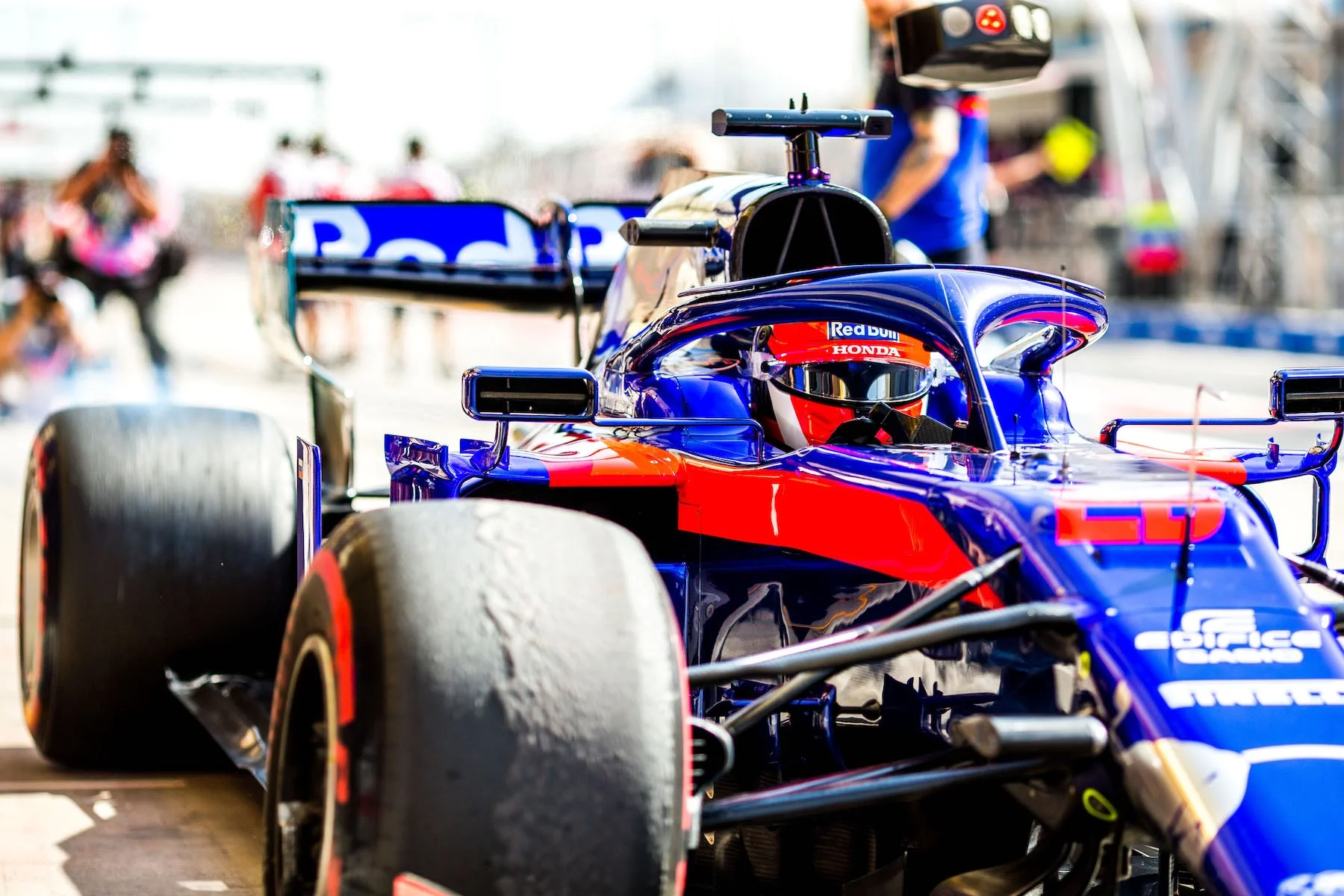 2 6 7 2019 Daniil Kvyat | Toro Rosso STR14 | 2019 Bahrain GP 2 copy.jpg