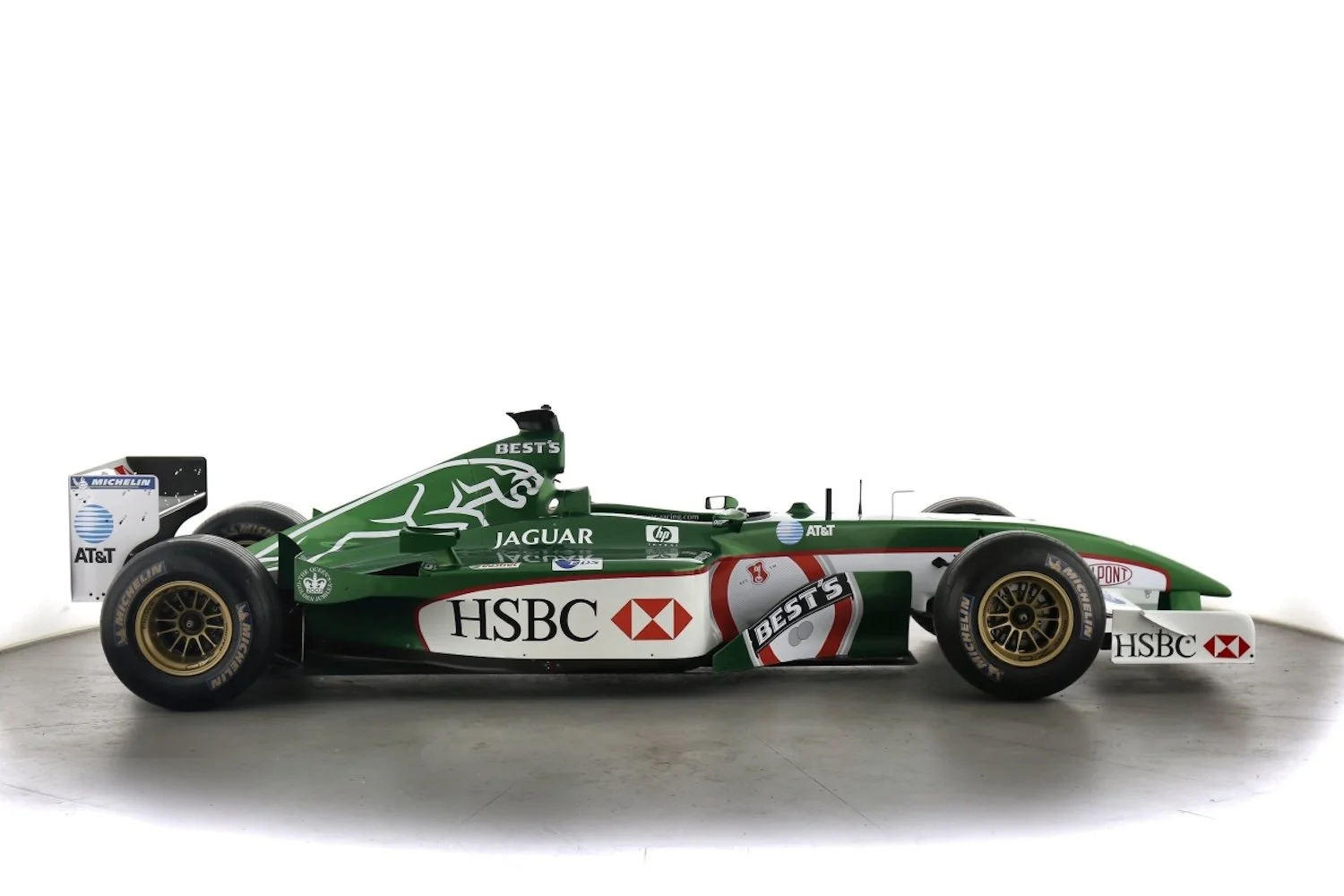 2002 Jaguar R3-06