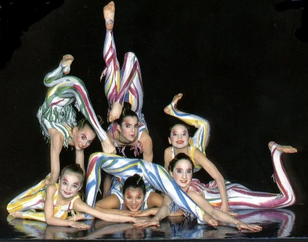 Katya was part of the unforgettable contortion act in Fascination. (bottom left)