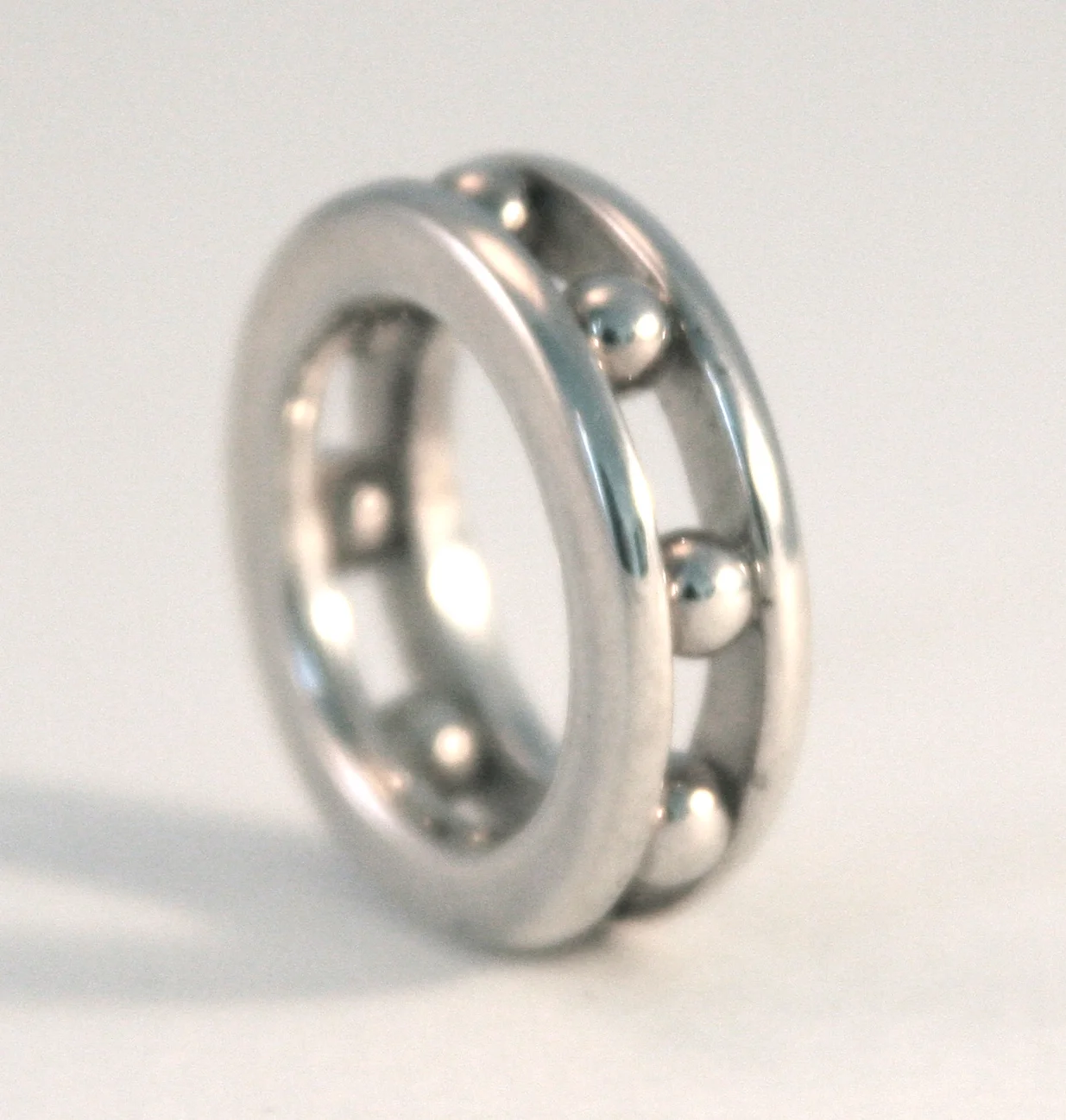 ASTRAGAL RING