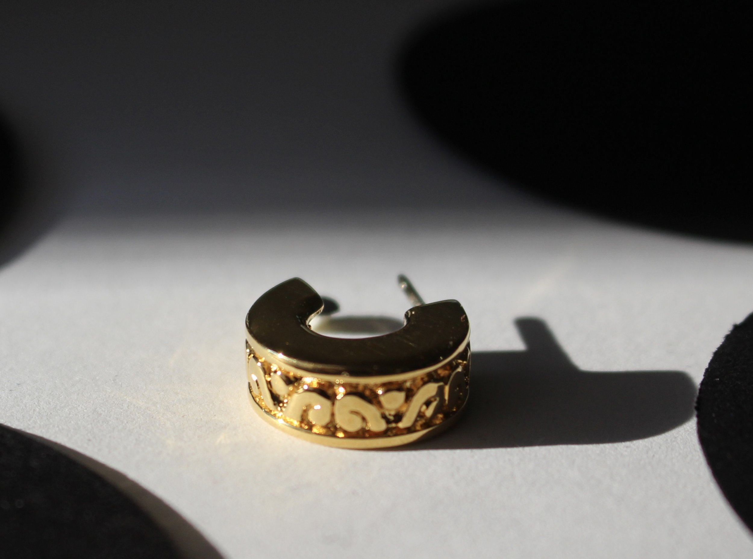SCROLL HOOP