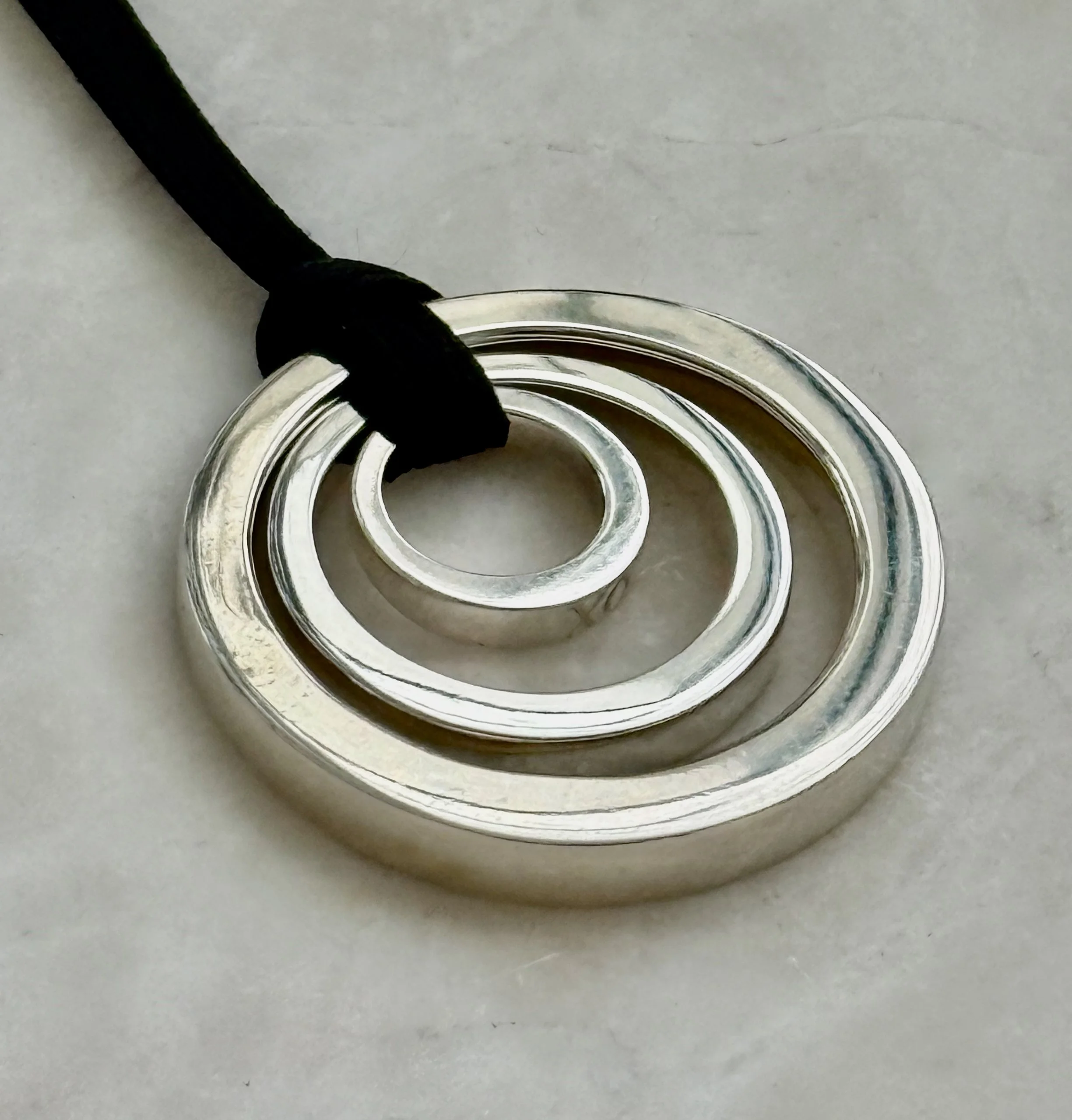 CYNTHIA RYAN 3X CIRCLE PENDANT SILK RIBBON JPEG.jpeg