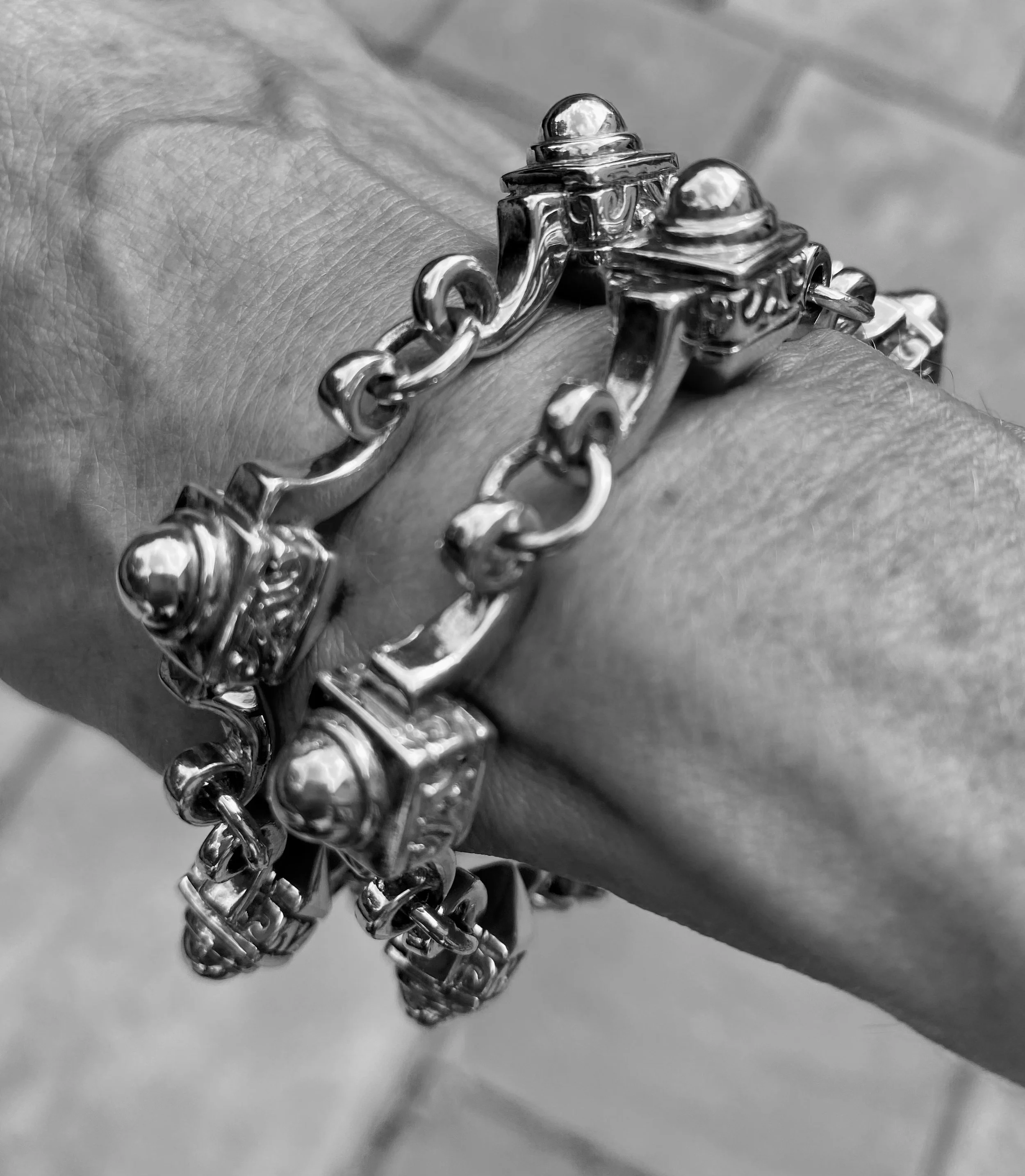 FINIAL LINK BRACELET