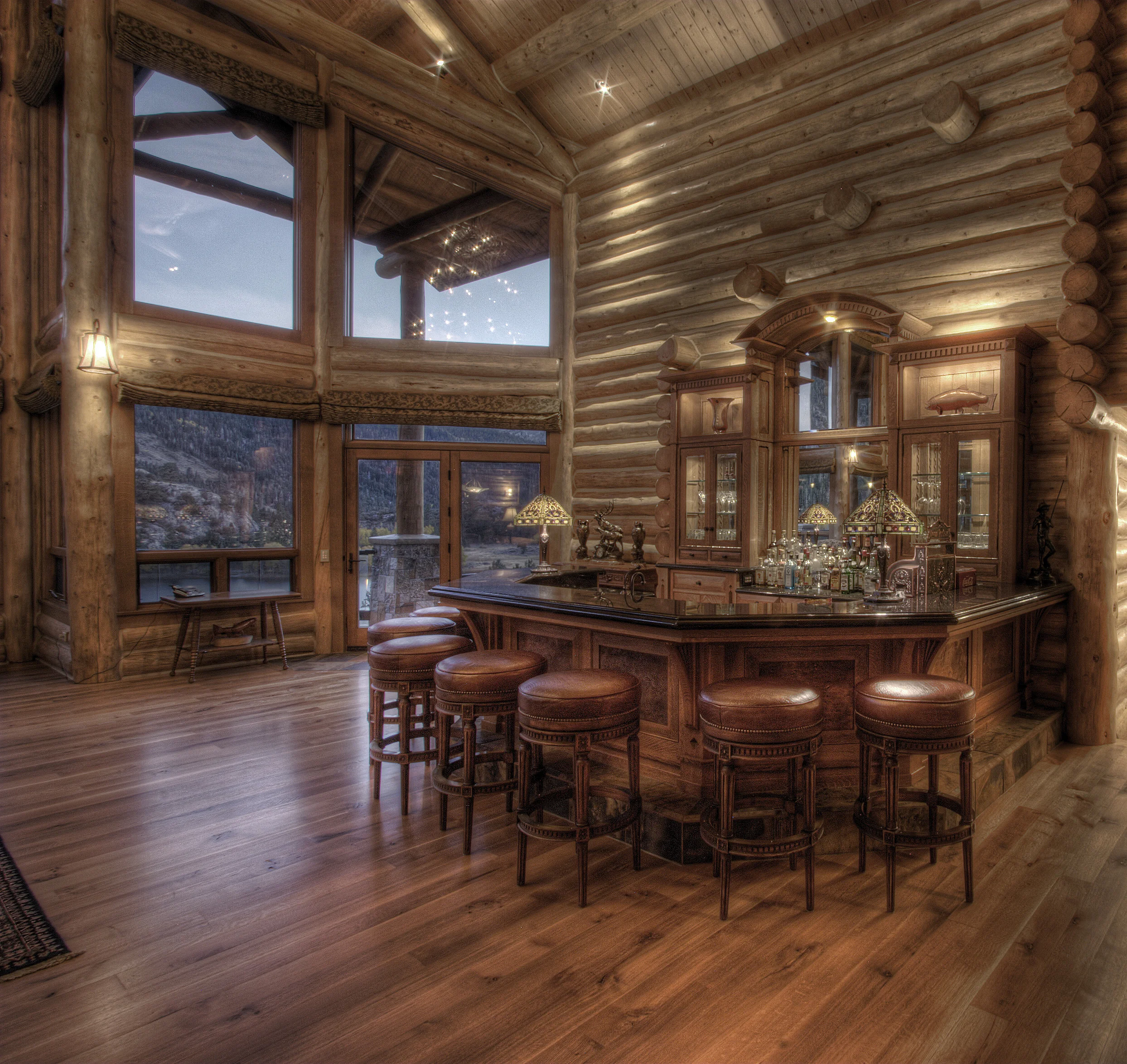 Bar 3 (2).jpg