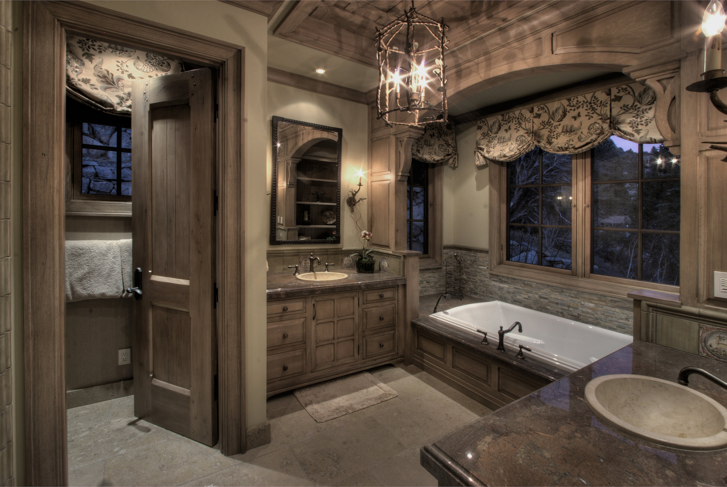 Master Bath 1.jpg