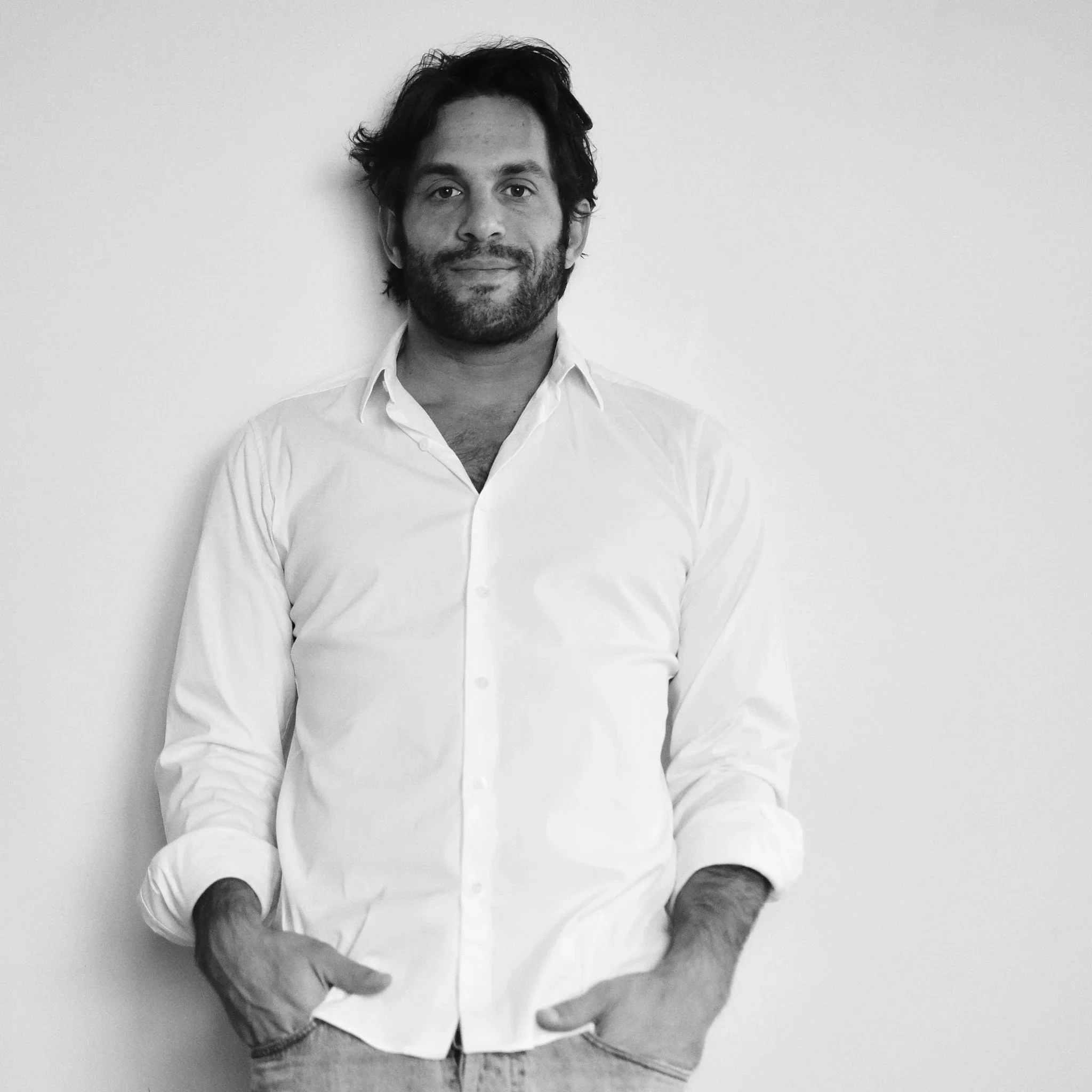 Portrait of Alex Regen, photographer and founder of I SEE FACES