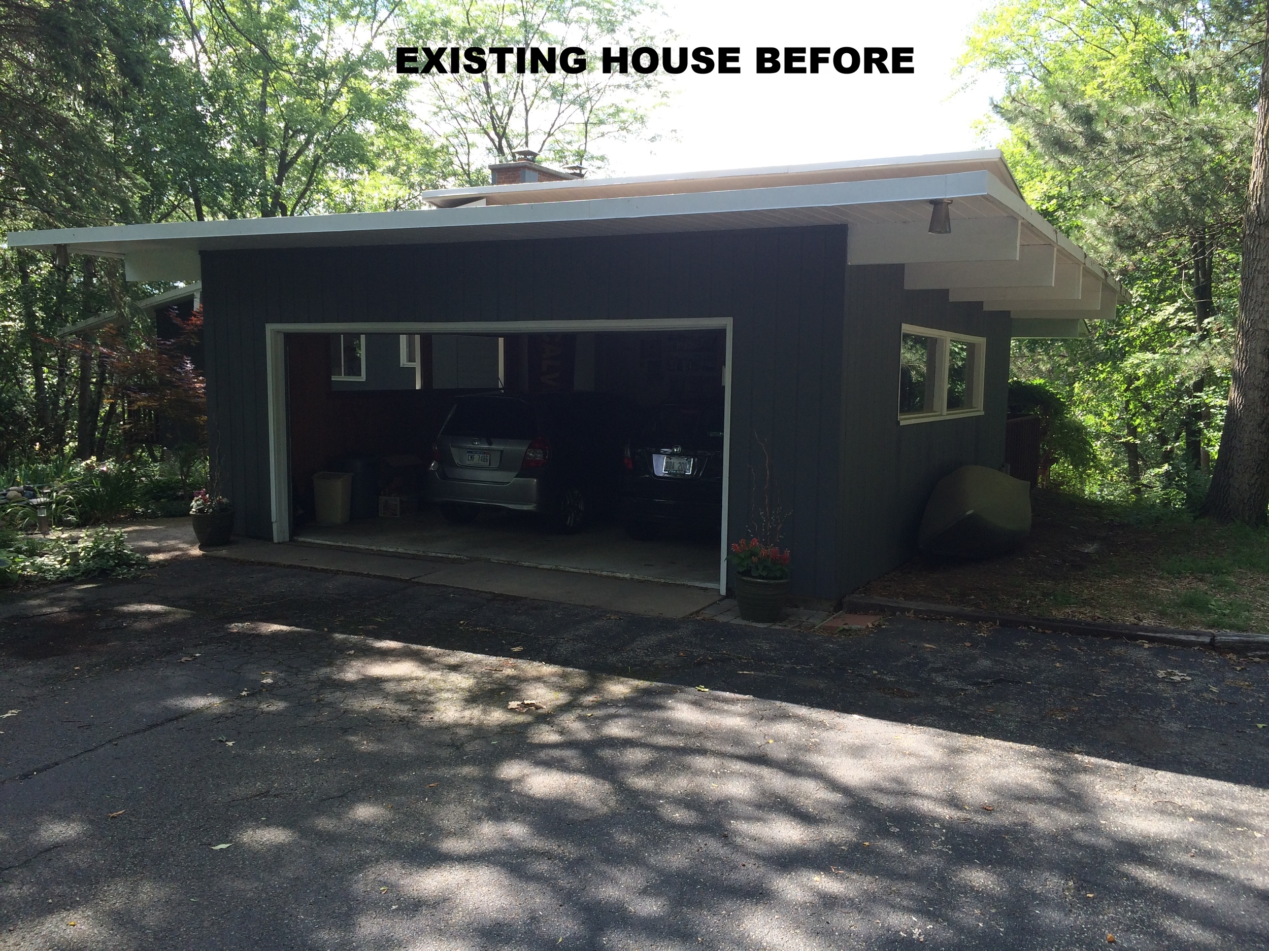 EXISTING GARAGE