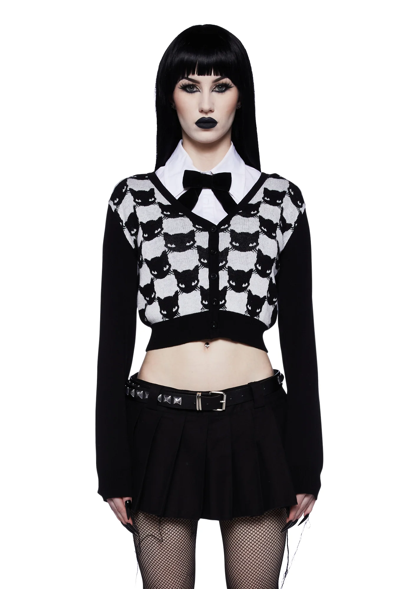 s1856840_f_r_dolls_kill_x_emily_the_strange_checker_cat_crop_cardi_blk_wht_288611_0097_23_10_18.png