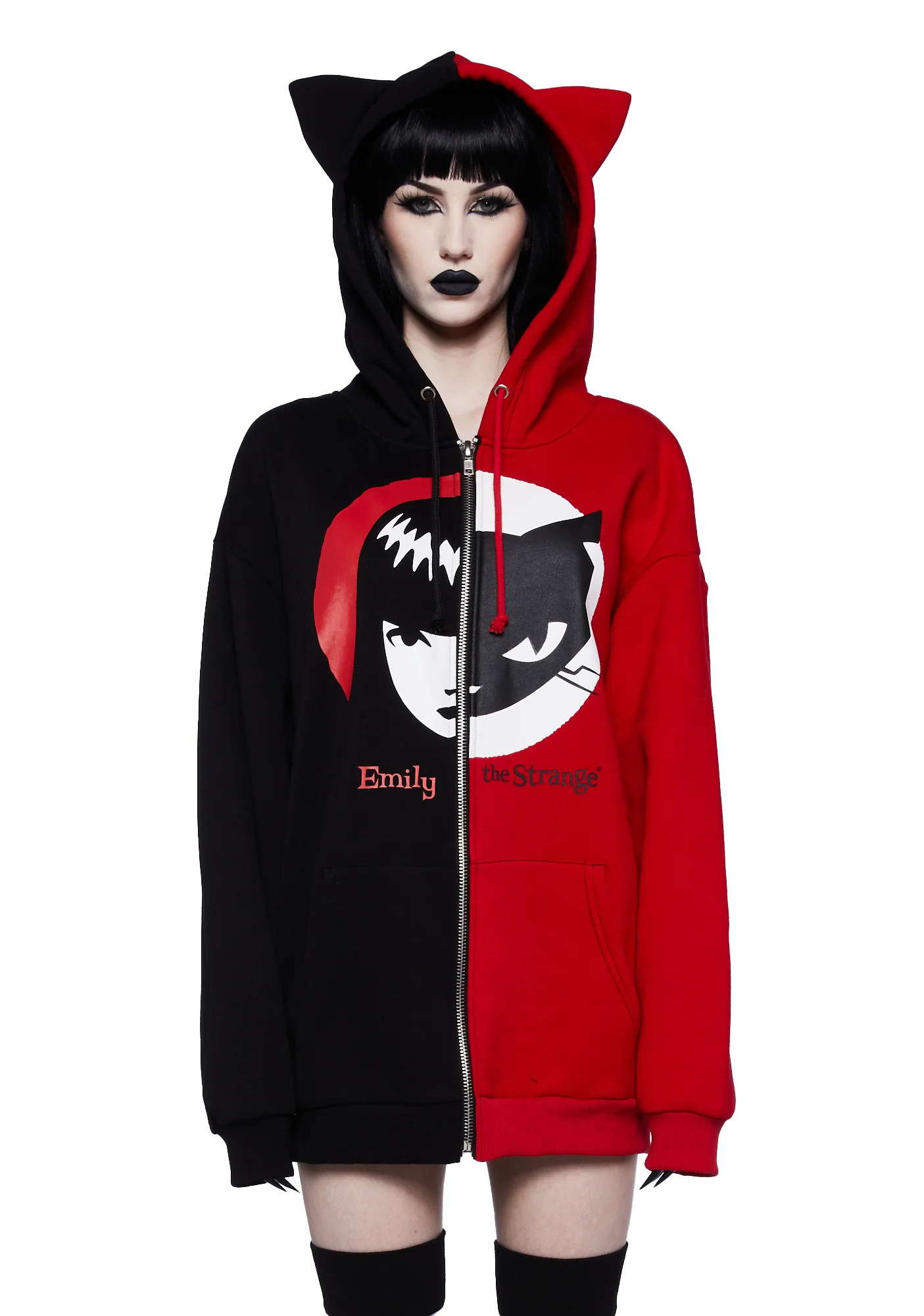 s1856883_f_r_dolls_kill_x_emily_the_strange__split_emily___cat_zip_hoodie__black__288617_0155_23-10-19.png