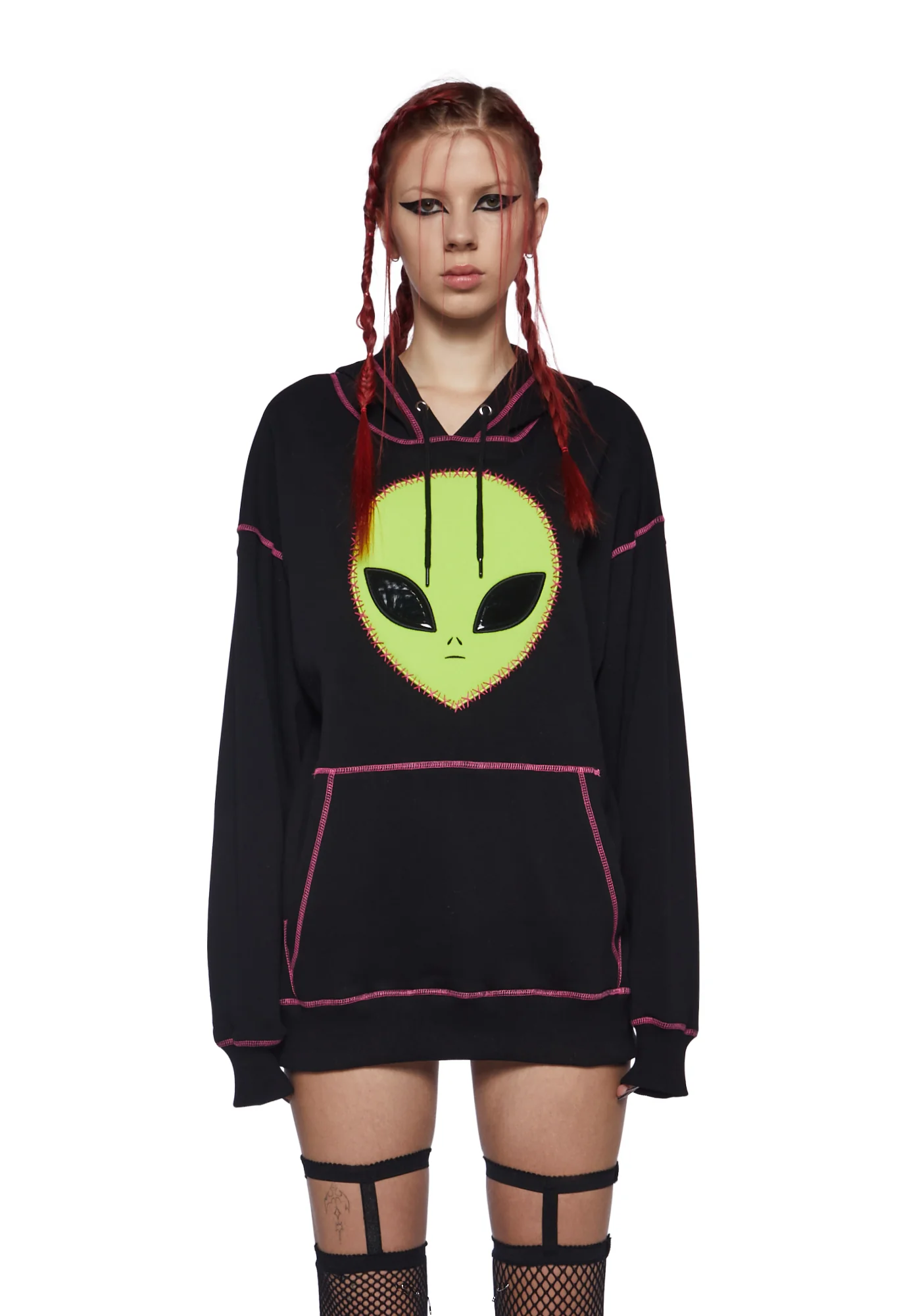 s1856130_f_r_current_mood_drippy_stitch_alien_hoodie_black_288471_0043_23_11_03.png