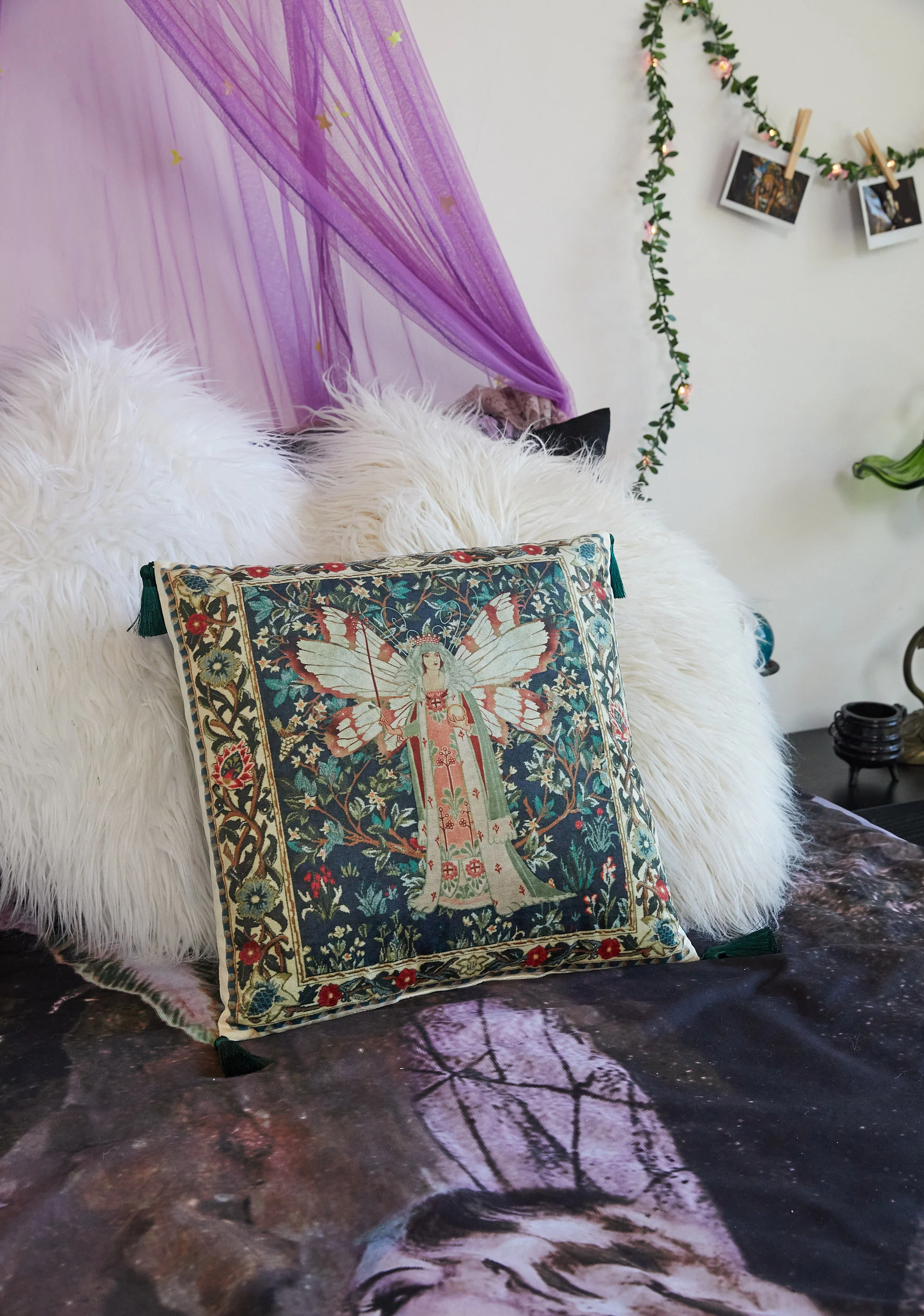  Dolls Kill - Dolls Home 