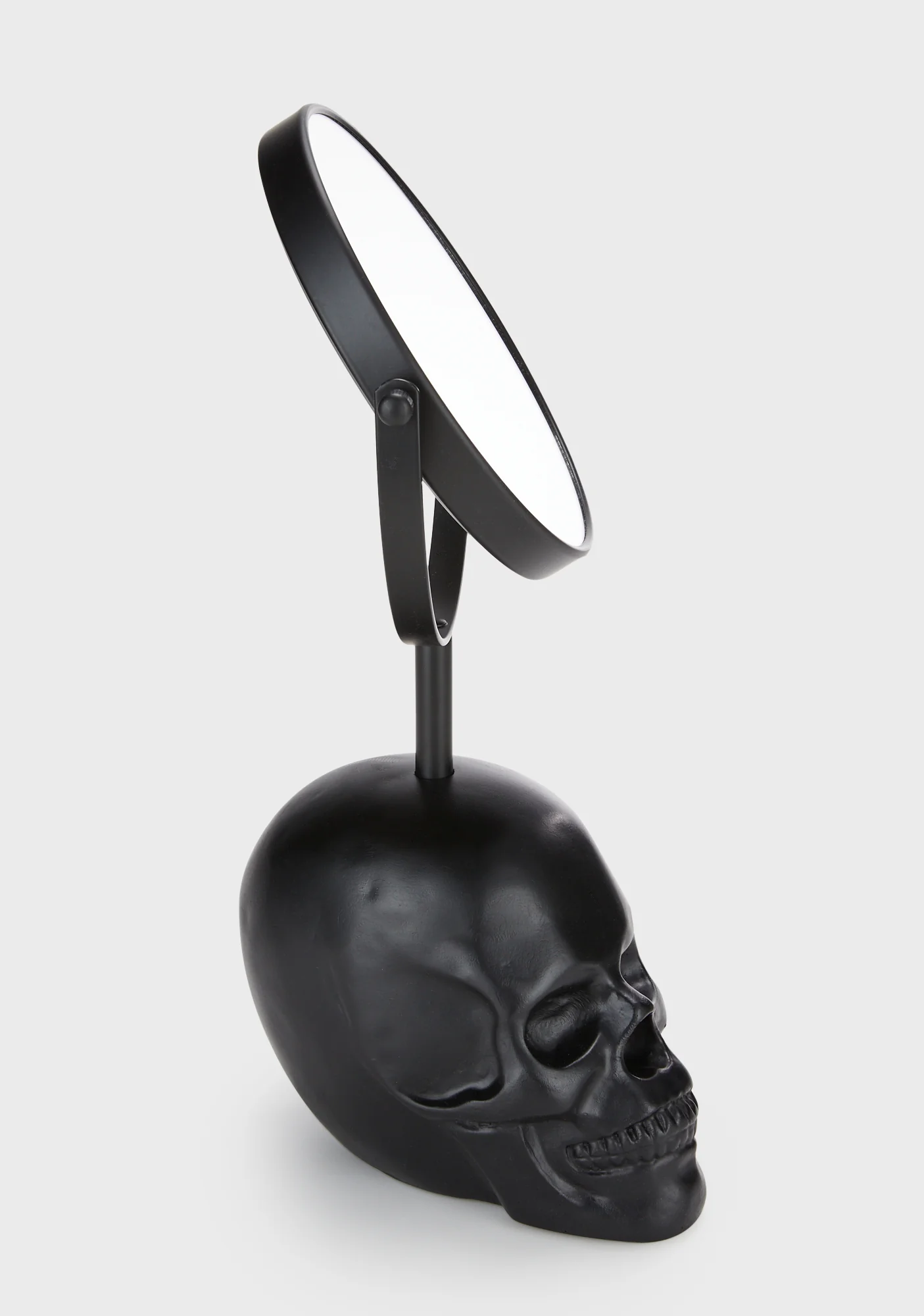  Dolls Kill - Dolls Home 