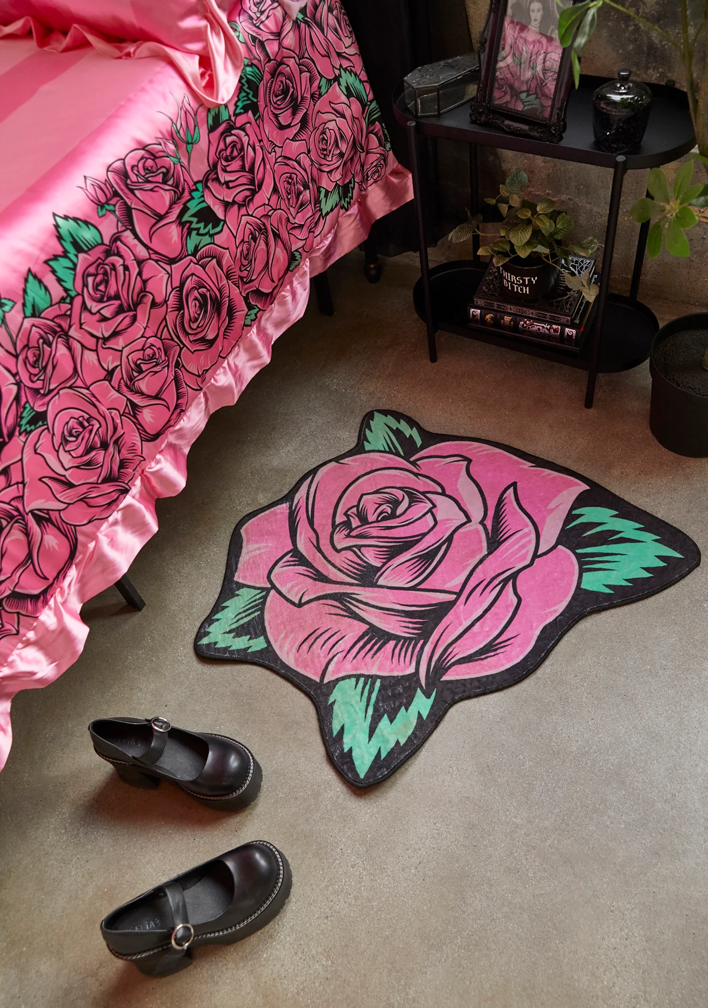  Dolls Kill - Dolls Home 