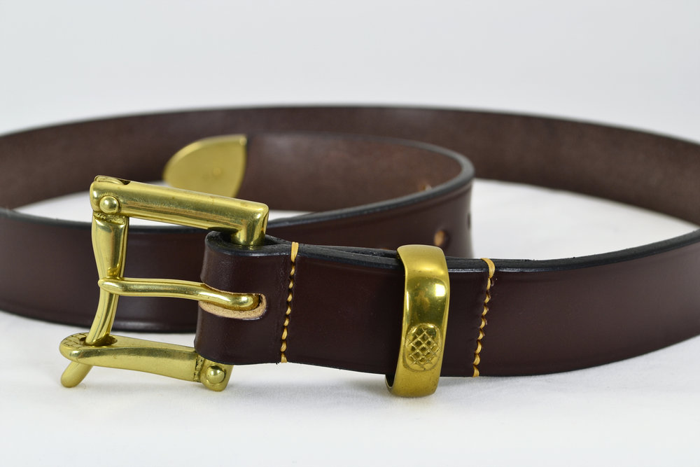 gold buckle belt