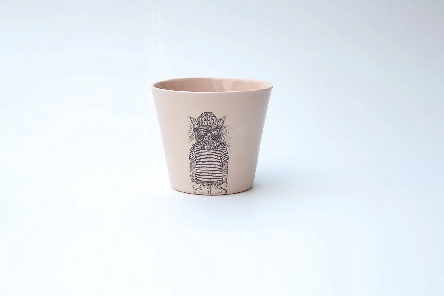 TEE-TASSE-KEGEL-MAXIMUS-KATZE-UECKBERG-ROSA.JPG