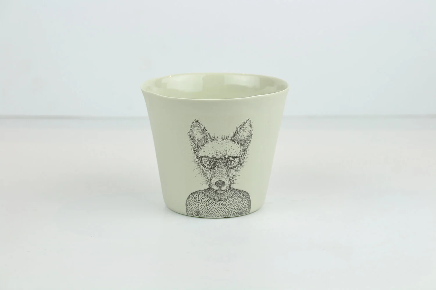 TEE-TASSE-KEGEL-MAXIMUS-FUCHS-EMMA-GRUEN.JPG