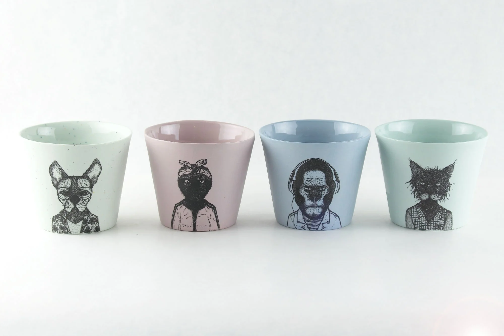 PORZELLANBECHER MIT TIERMOTIV HANDGEMACHT - SET04.jpg