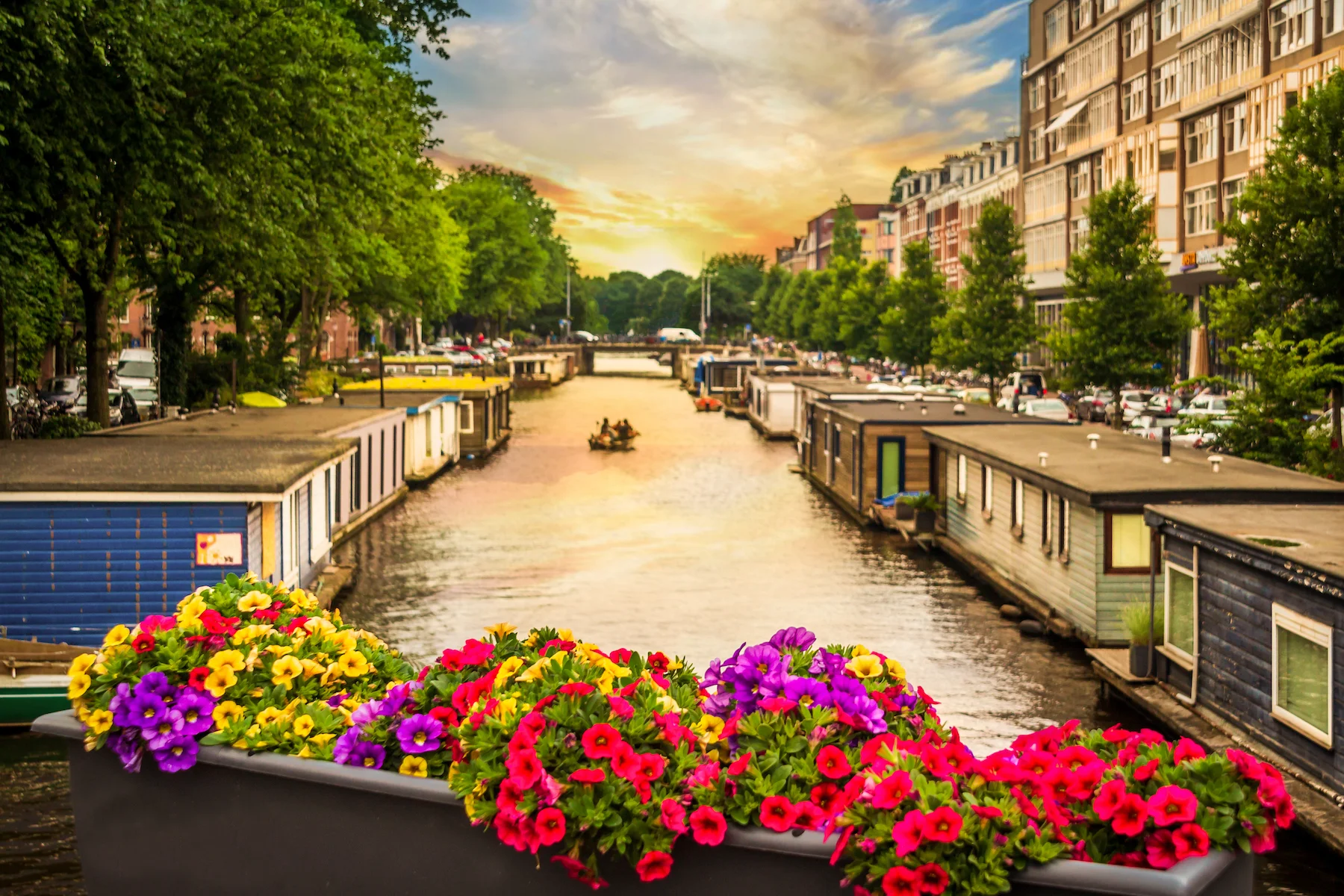 170 - COLOURFUL AMSTERDAM