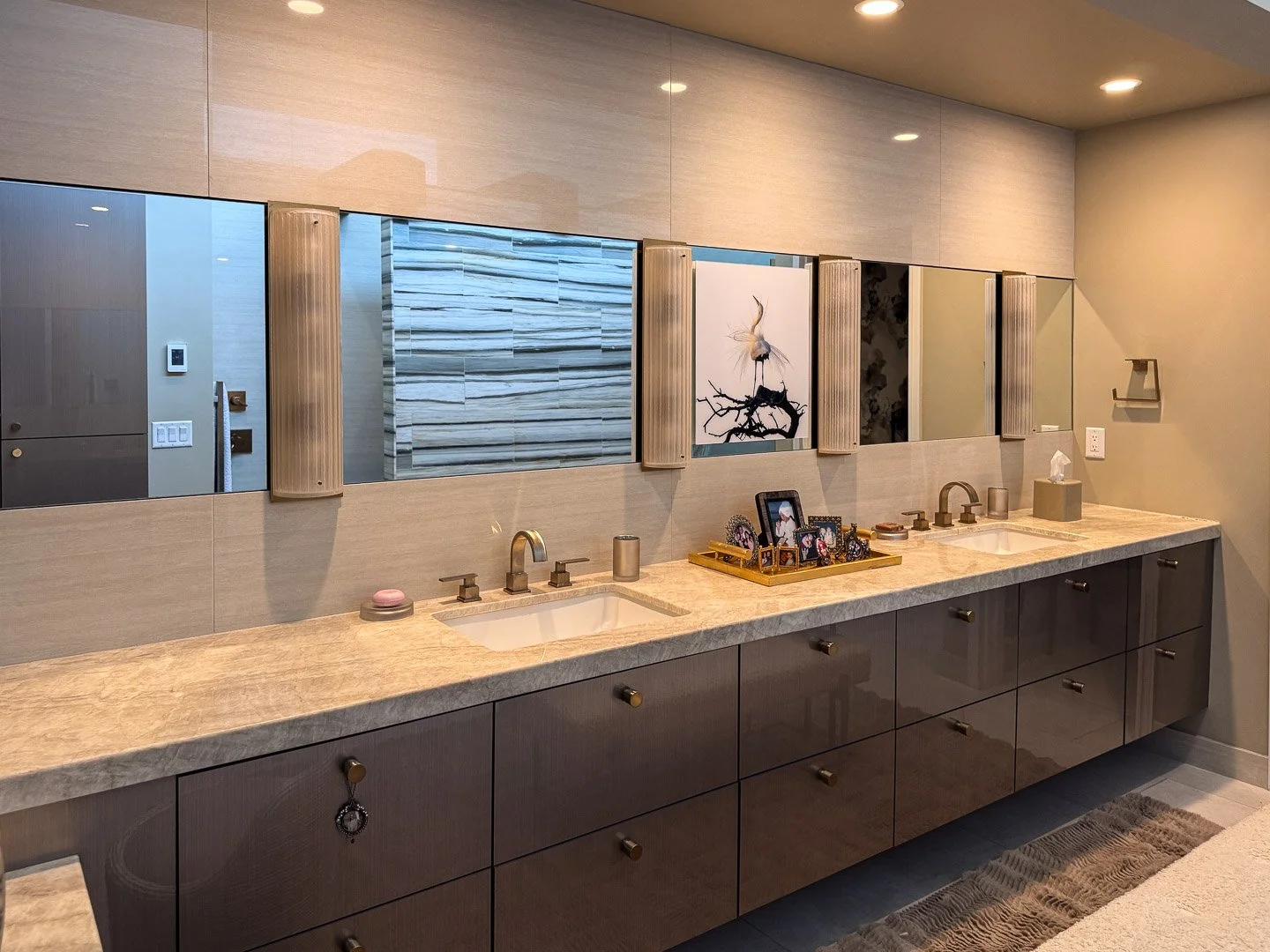 Mirrored Wall