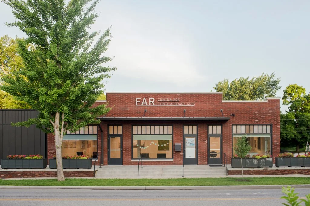 20190624_morning-building_074web_4ec20e081a0ed2db877cd47d67f4803b.jpg