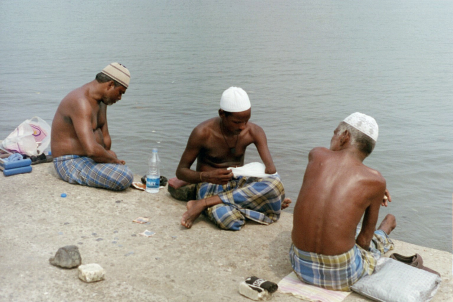 FH000016.JPG