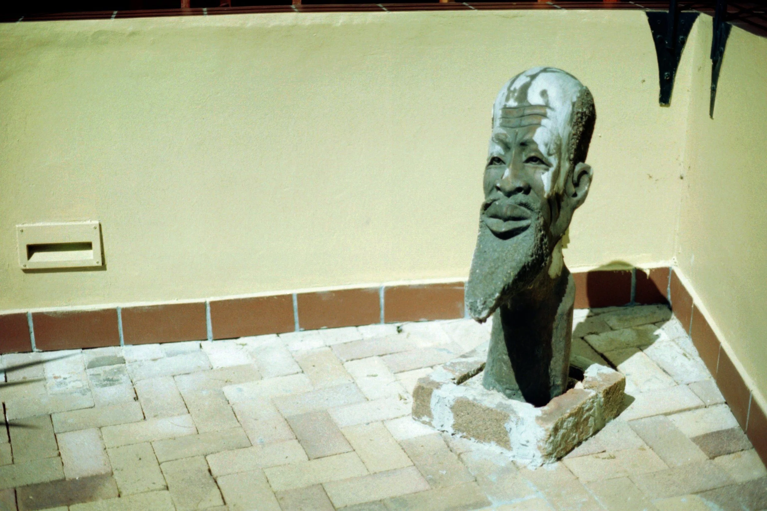 005_20a.jpg