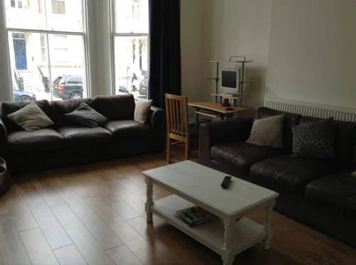 tv-lounge.jpg