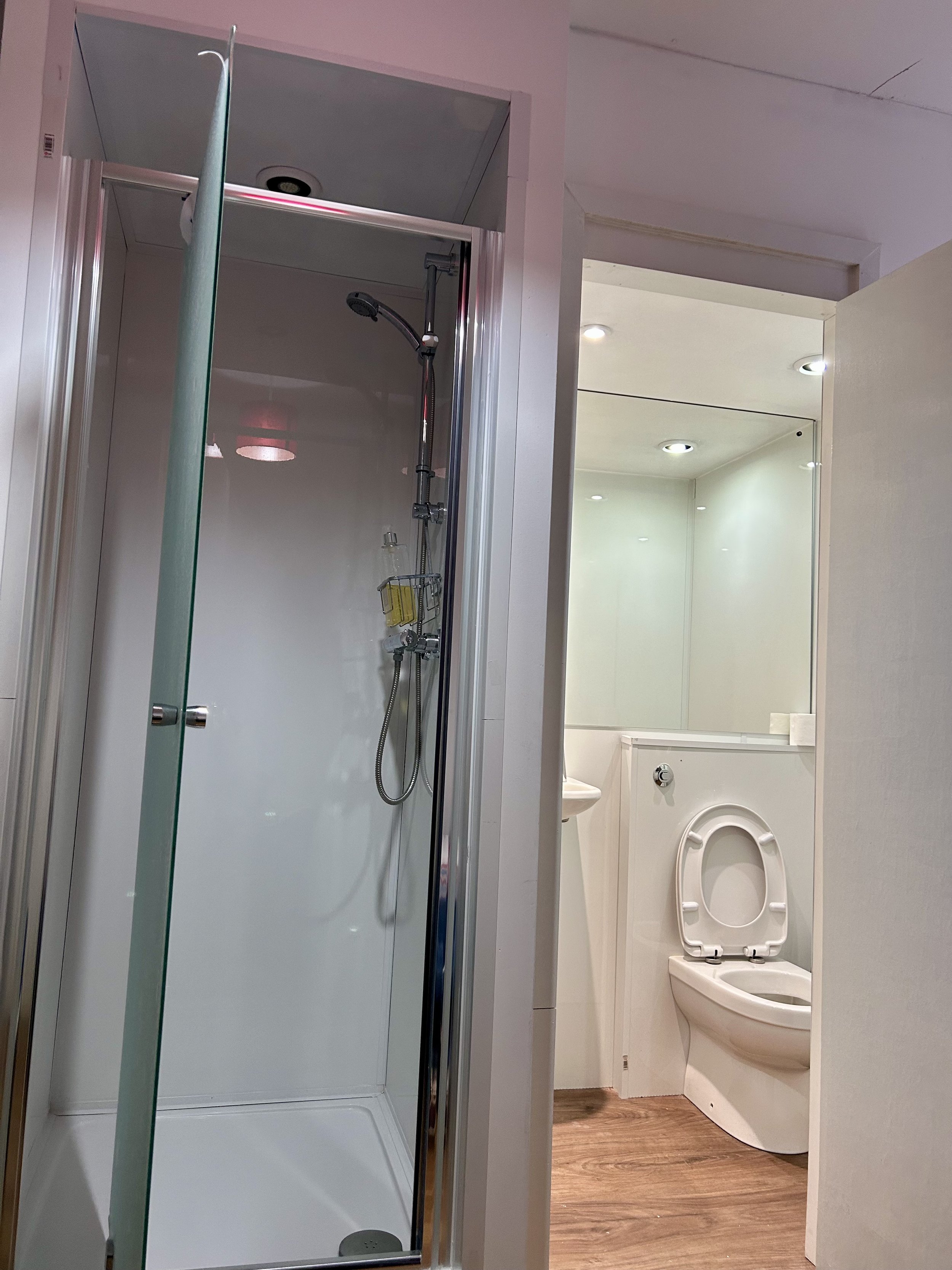 Room C shower.jpeg