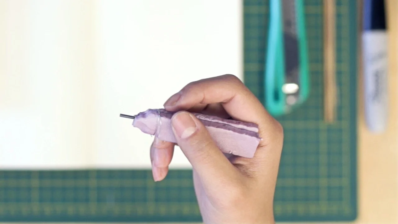 Close-up of the foam and wire construction