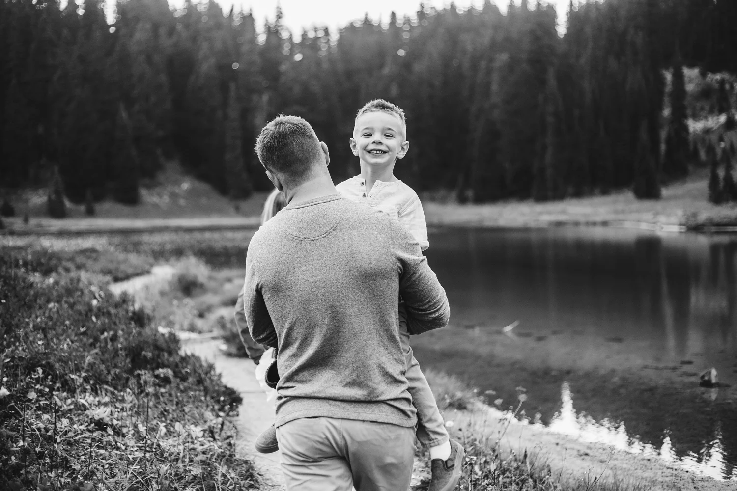 Mt_Rainier_Family_Photographer (10).jpg