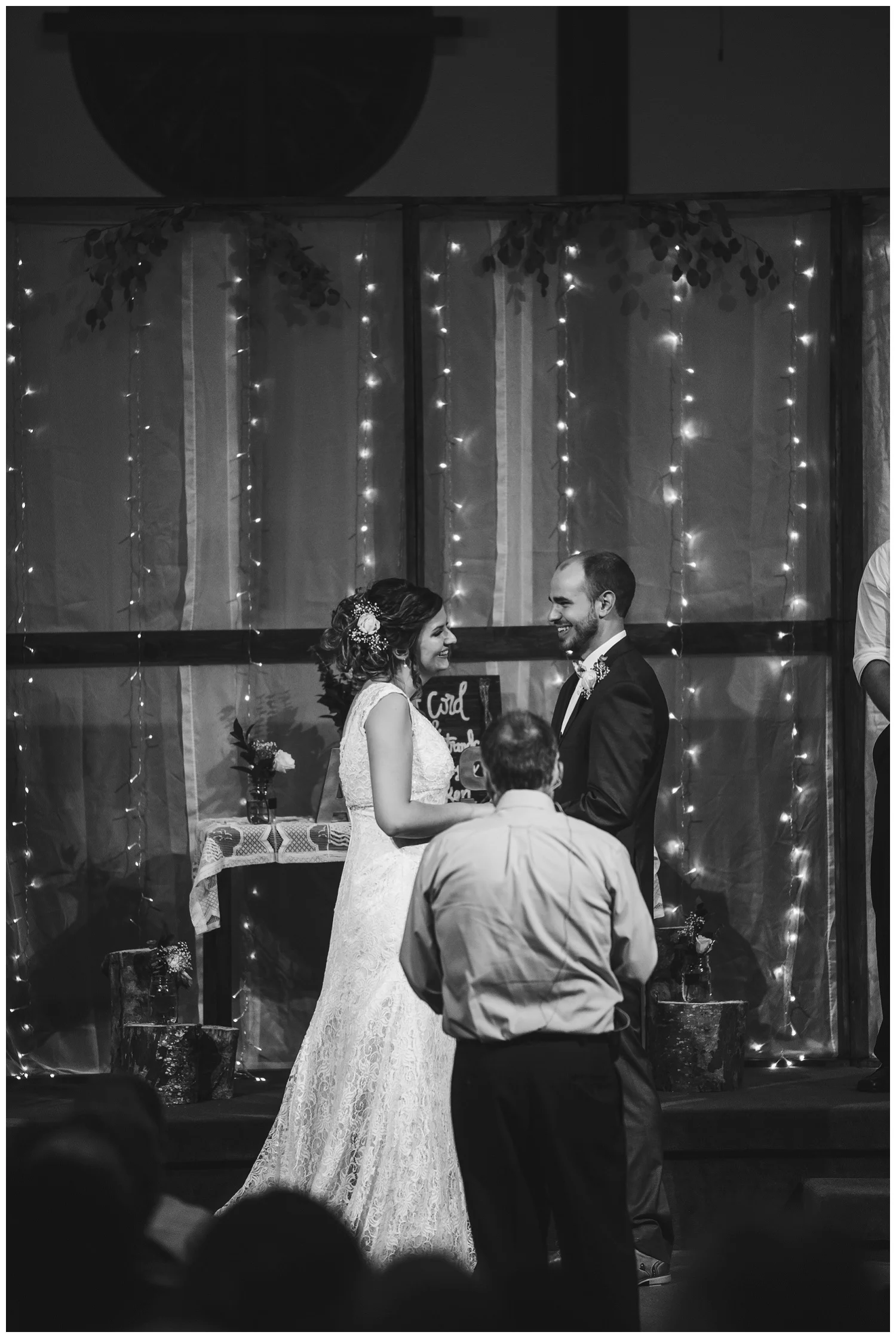 Enumclaw_Wedding_Photographer (14).jpg