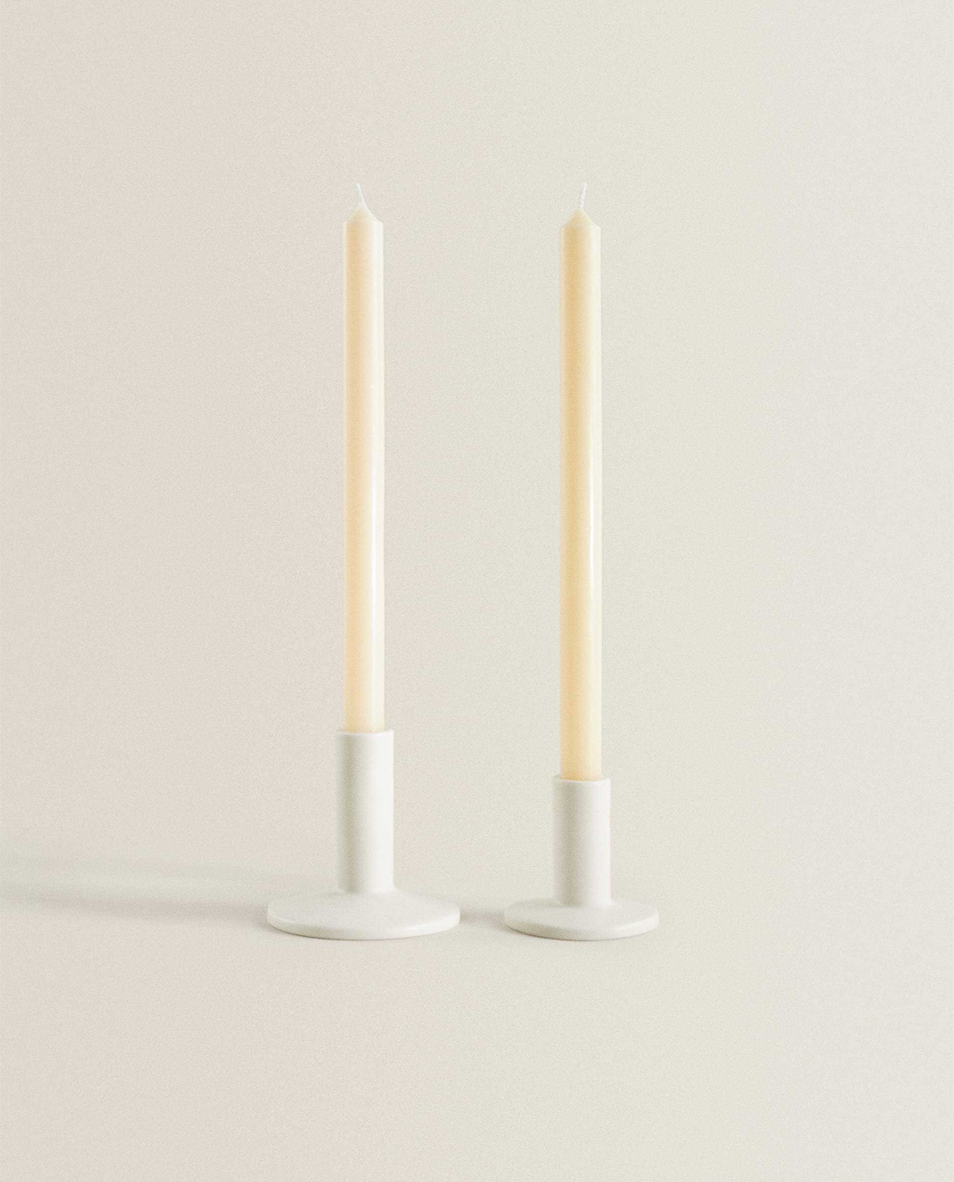 white ceramic stands - 91