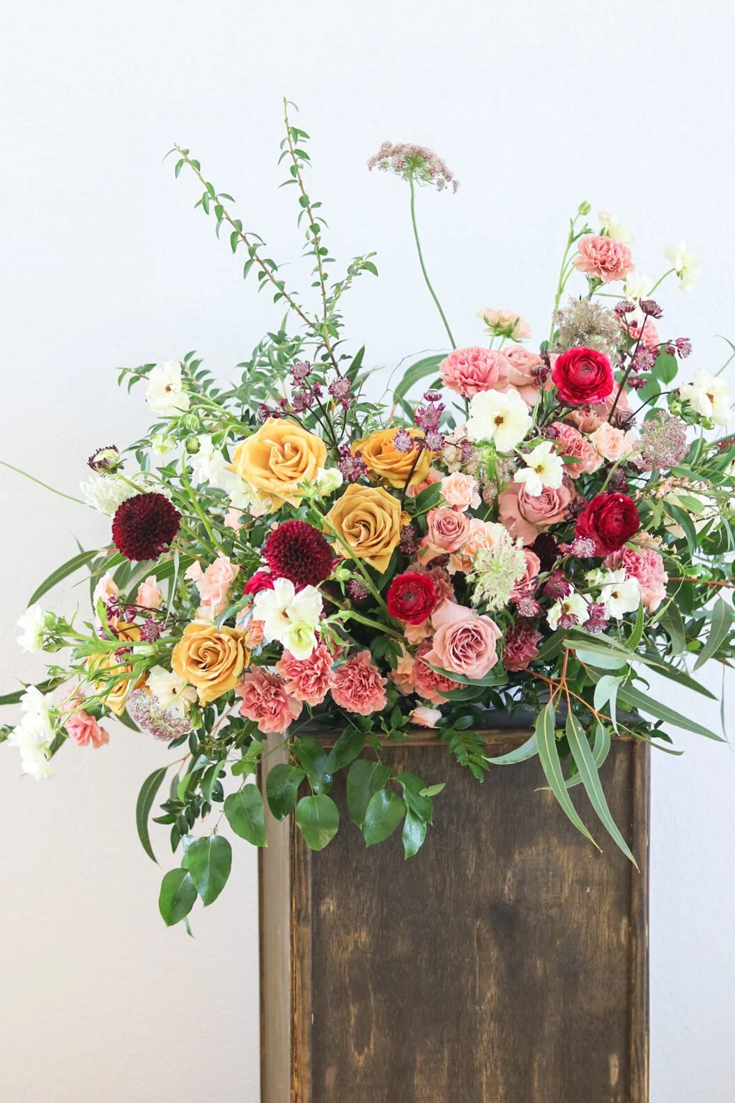 3' Rounded Floral Tray  $545 | $595