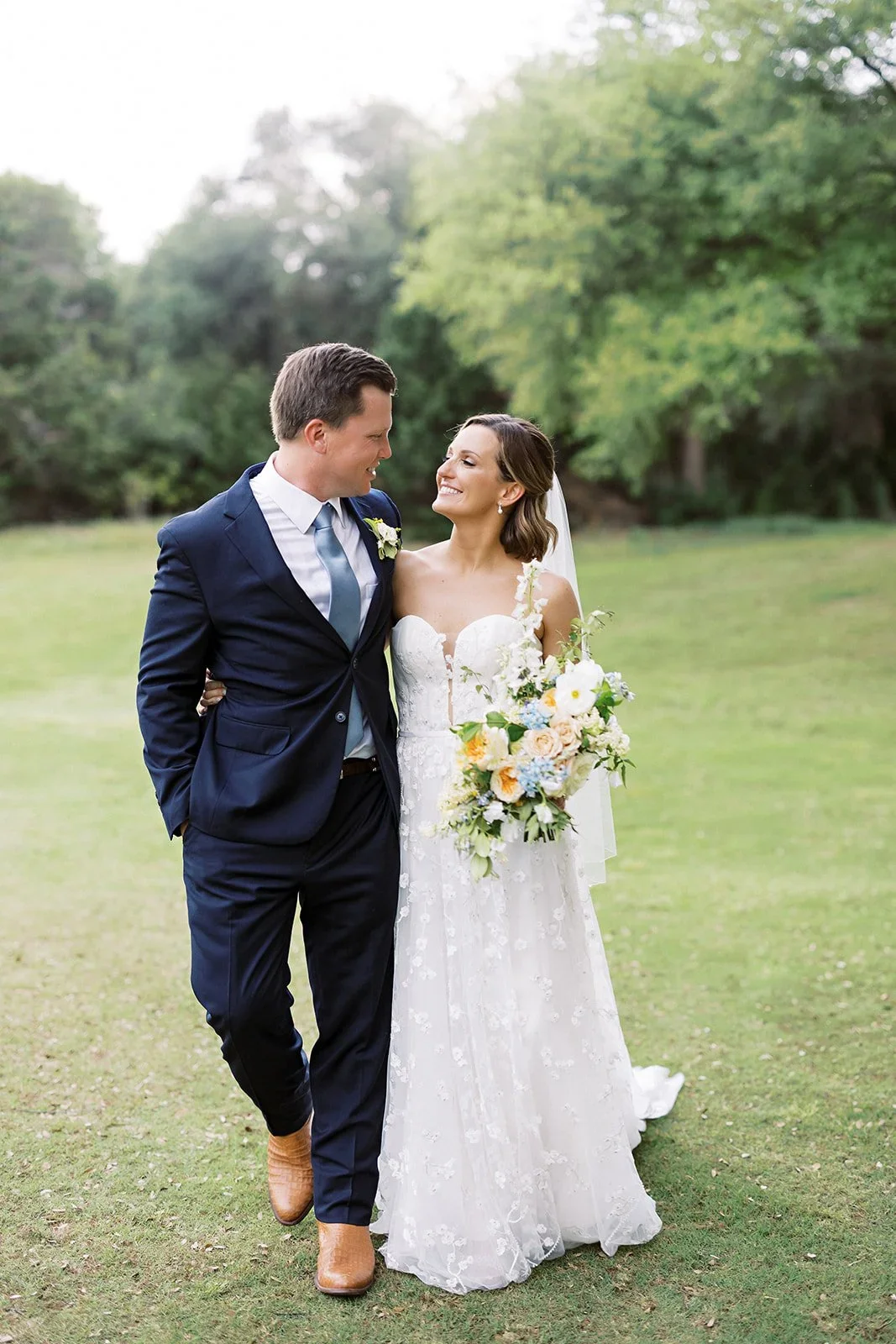 Romantic garden bouquet with natural movement and depth.jpg.webp