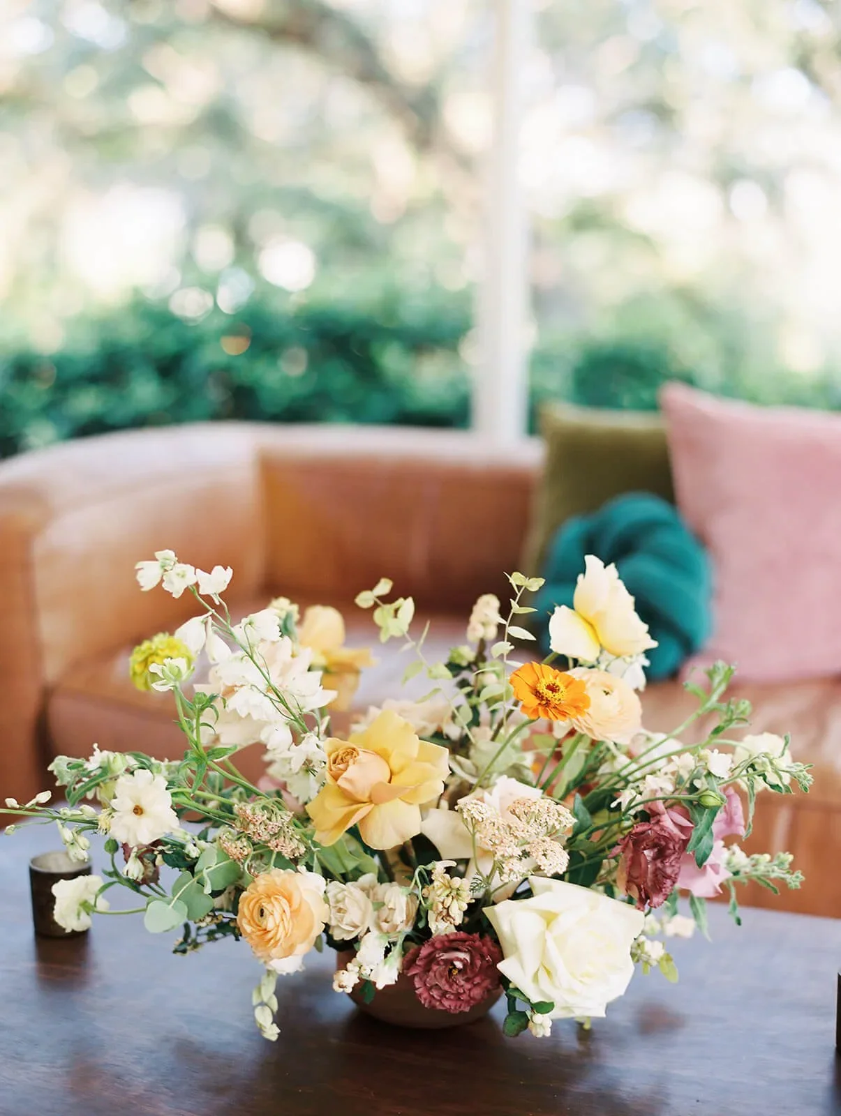 Elegant romantic table florals styled with organic movement.jpg.webp