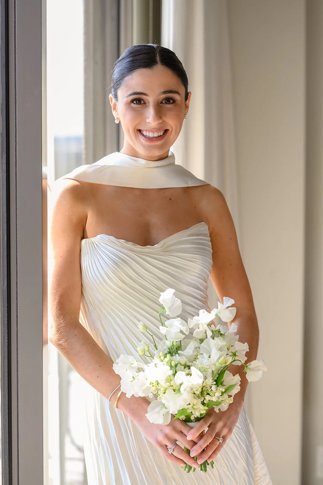 Refined wedding bouquet with clean, tailored look.jpeg