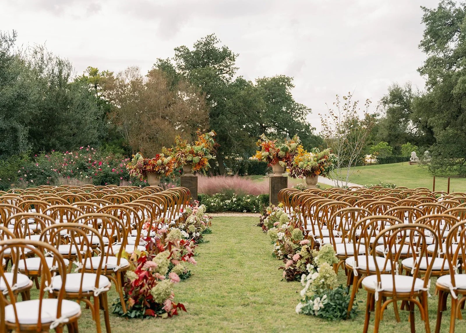 Timeless fall flowers designed for a luxury wedding.jpeg.webp