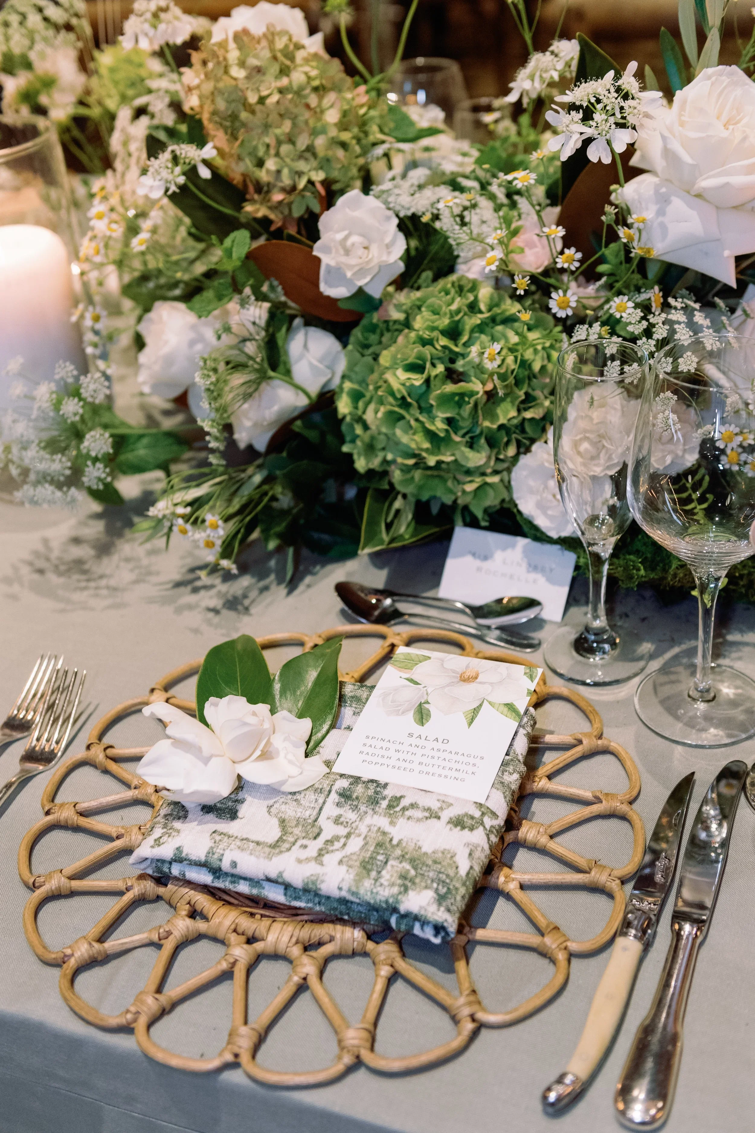 White and green floral design with classic appeal.jpeg.webp