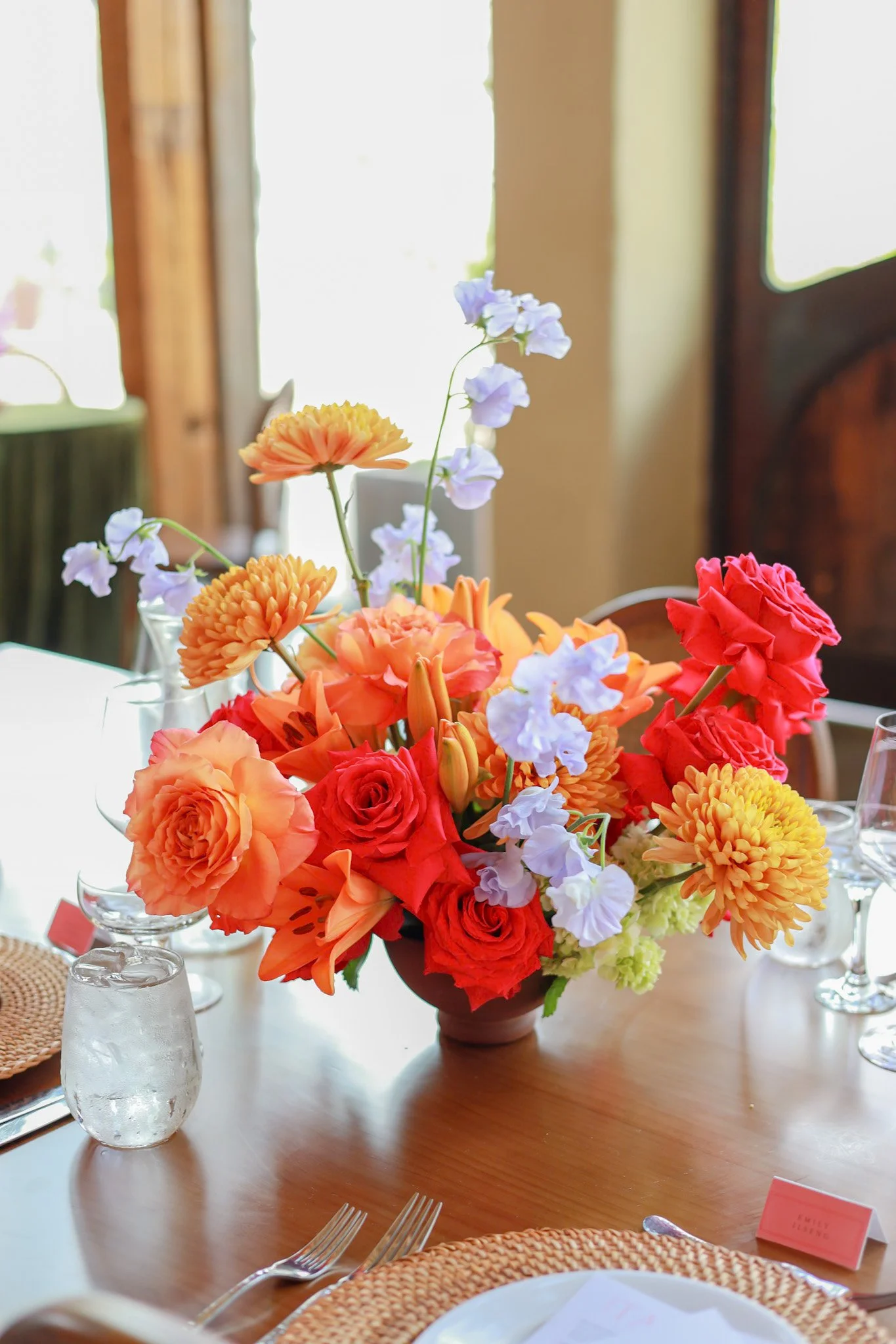 Contemporary editorial florals by an Austin wedding florist .jpg