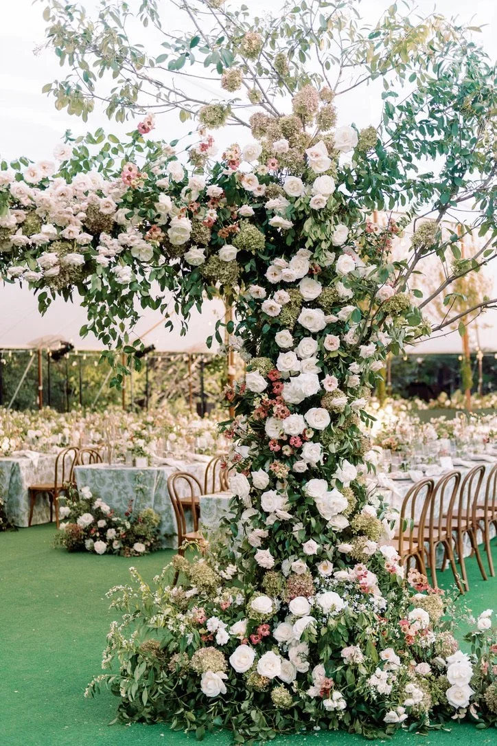 Garden-style floral installation designed in Austin, Texas.webp