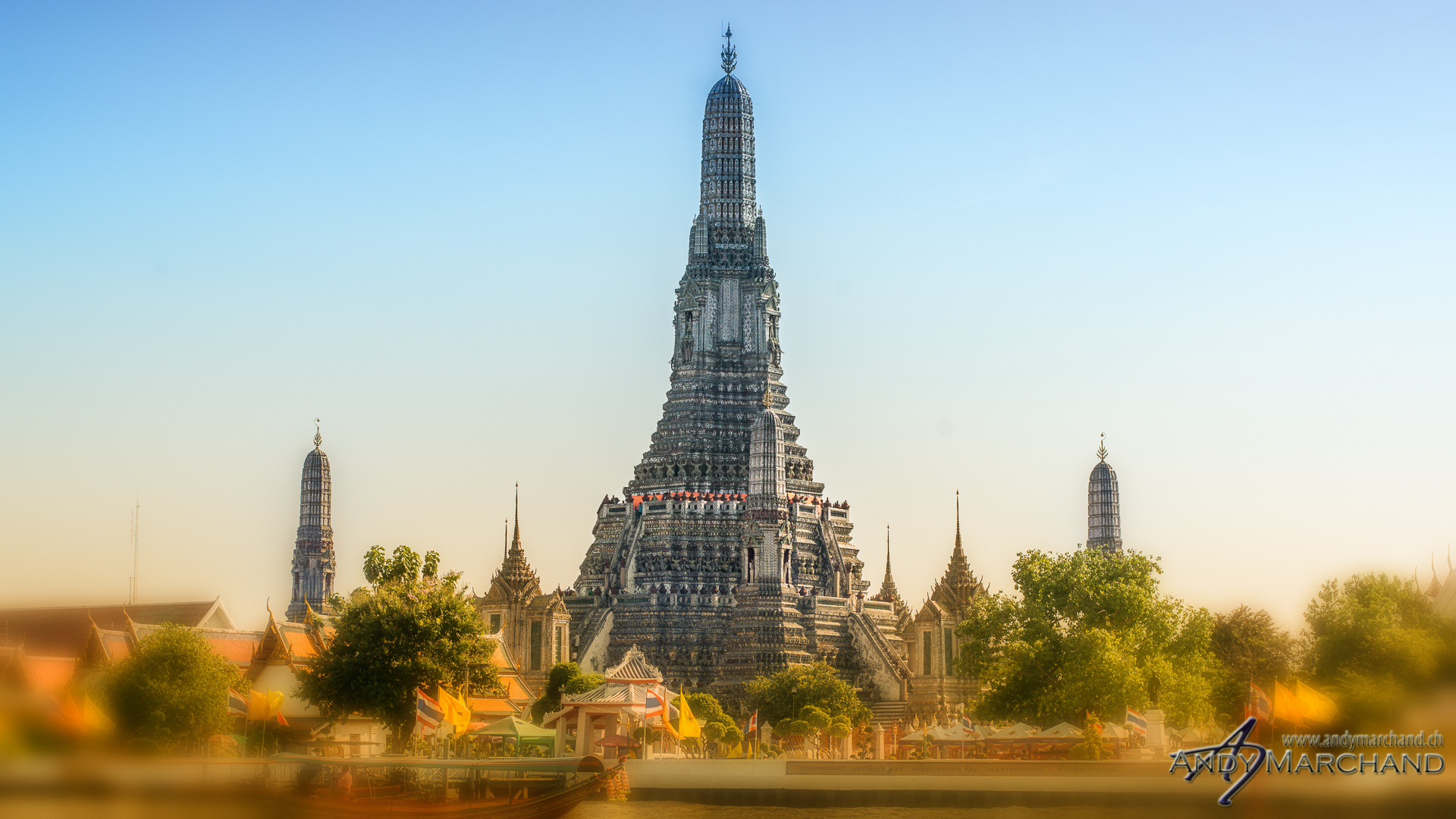 Wat Arun by day