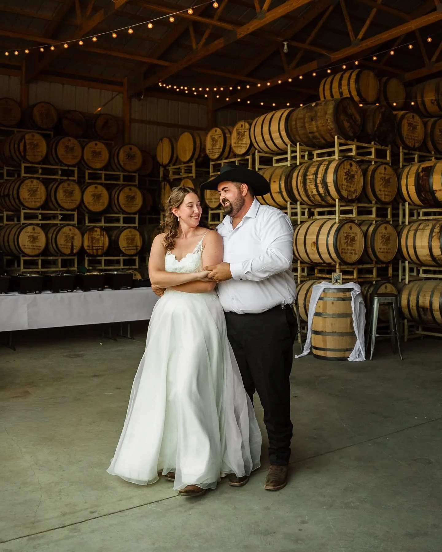 Hannah & Andrew πβ¨
A first look into a day full of god, love, turkeys and cigars. Honestly- I don’t know how I could describe a better combination. It worked. 
Infections love, good people, great food, and Hannah’s family farm. One