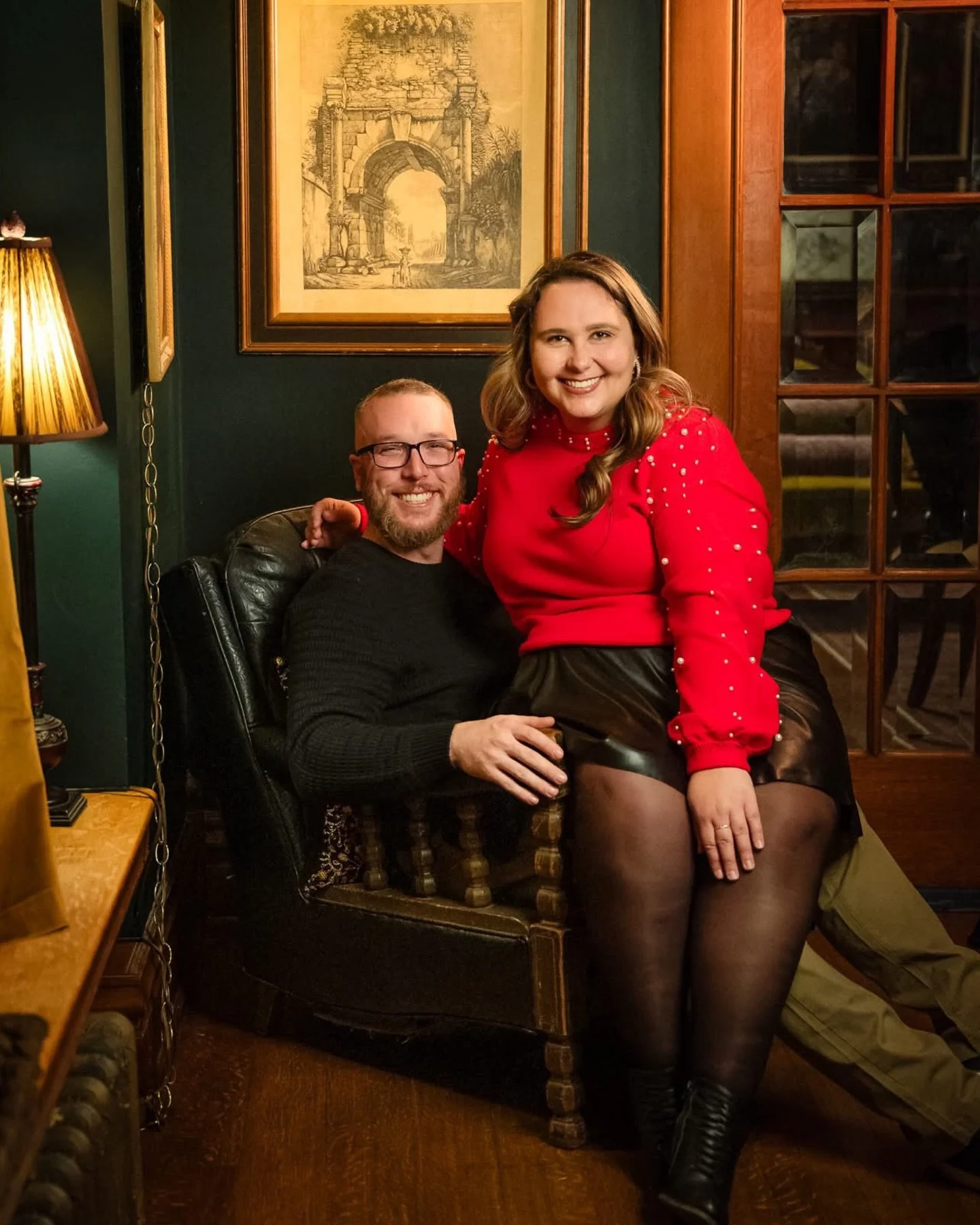 Holiday studio date night. 🎁

I&rsquo;ve been loving how each couple brings something completely their own into the studio- a new rhythm, a new energy, a new little twist on the space. This session was all laughter, dancing, and smooches. 😘

The se