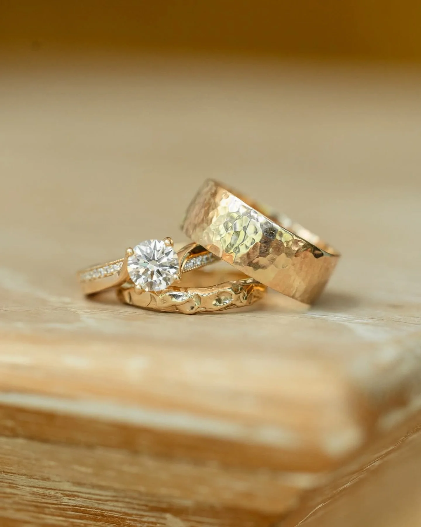 Colorado details that I still dream about. ✨

I can&rsquo;t wait to see where my couples take me next. 

Now booking 2026 &amp; 2027. 🗓️
.
.
.
#DestinationWeddingPhotographer
#DestinationWedding
#FineArtWeddingDetails
#LuxuryWeddingDetails
#WeddingD