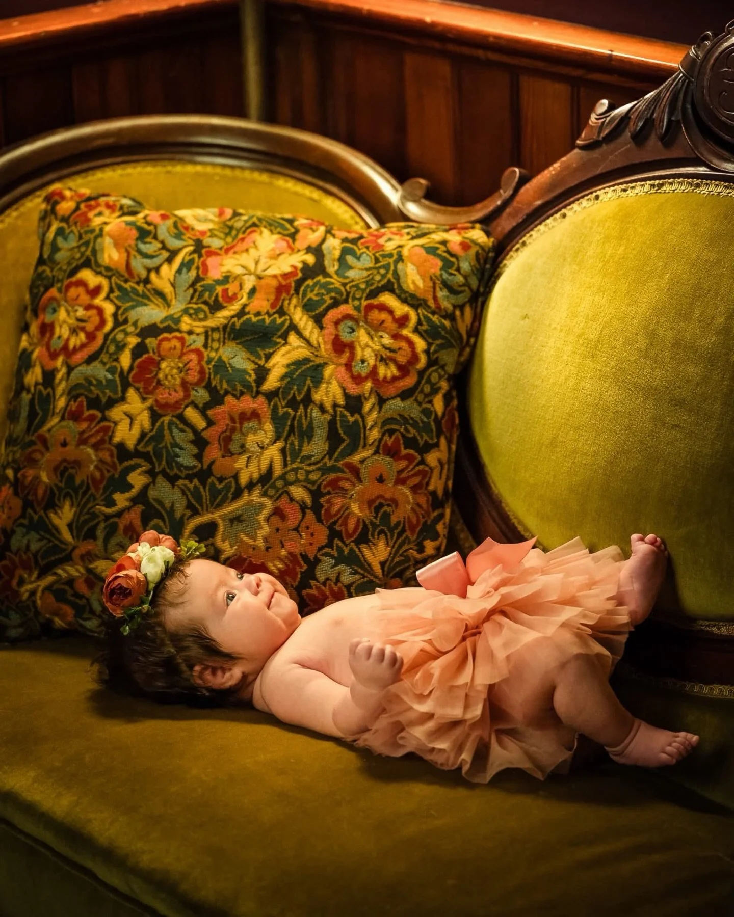 Sutton girl was our first official littles session in the studio 👶📸

Mom and I had originally planned both maternity and newborn sessions in anticipation of her arrival- but she simply couldn&rsquo;t wait! It&rsquo;s always bittersweet to miss a ma