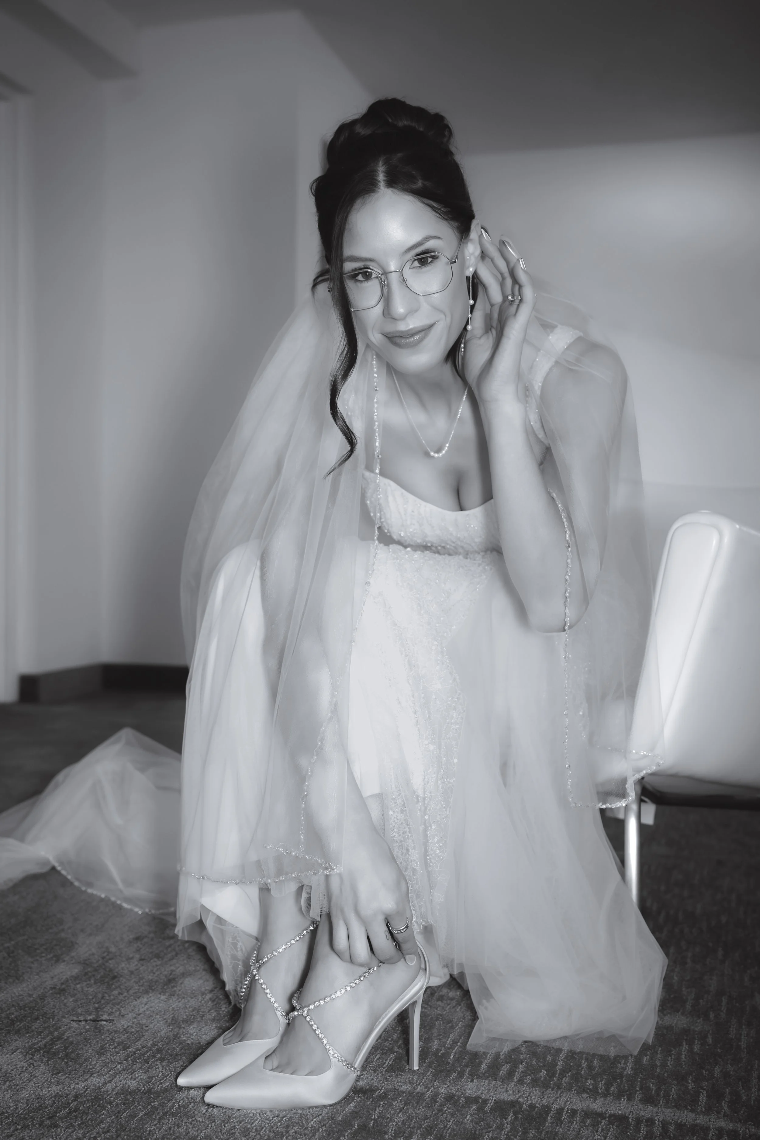 ERI-Moore-GettingReady-101.jpg