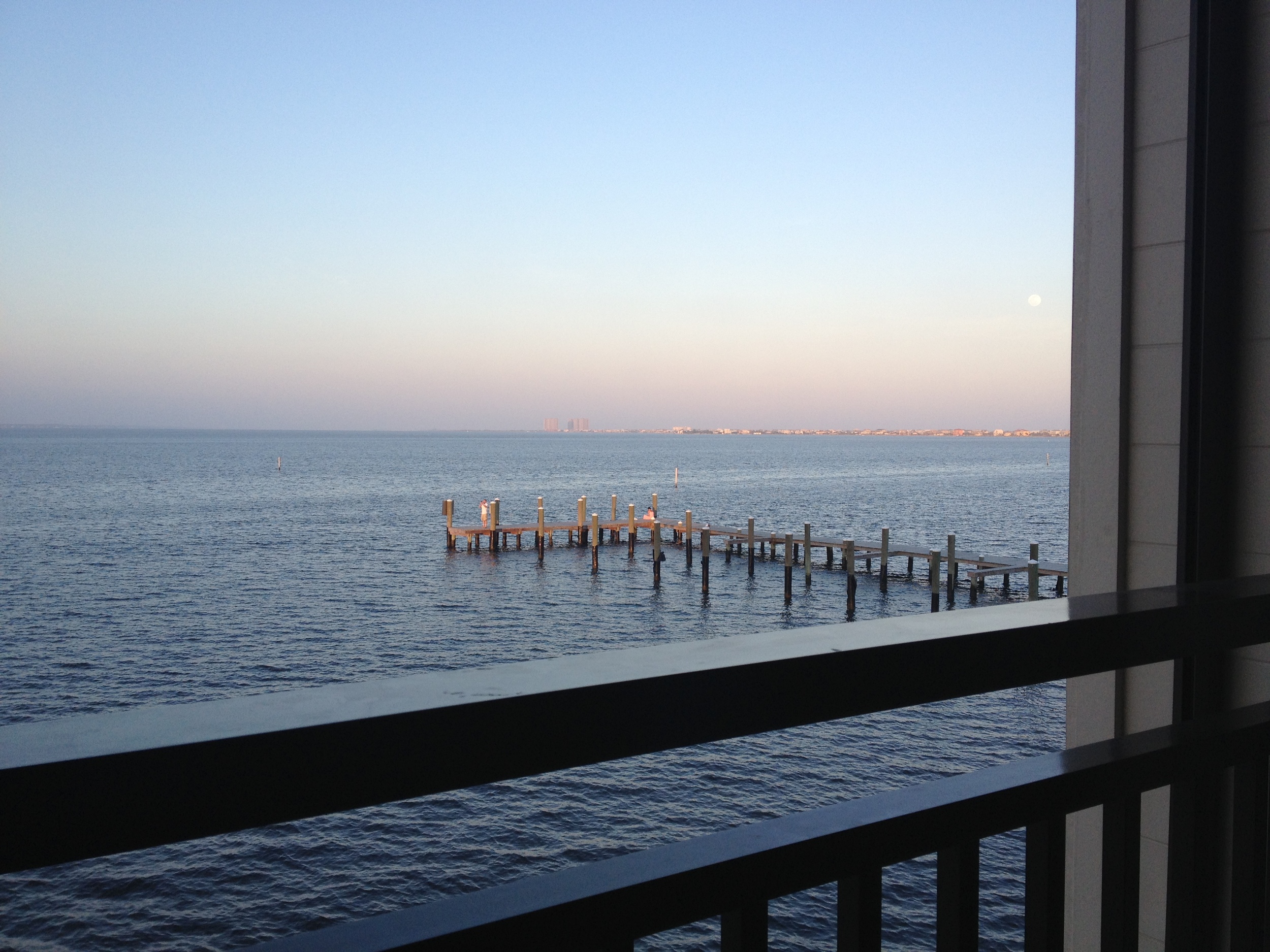 The view for our last meal in Pensacola. www.saranobledesigns.com